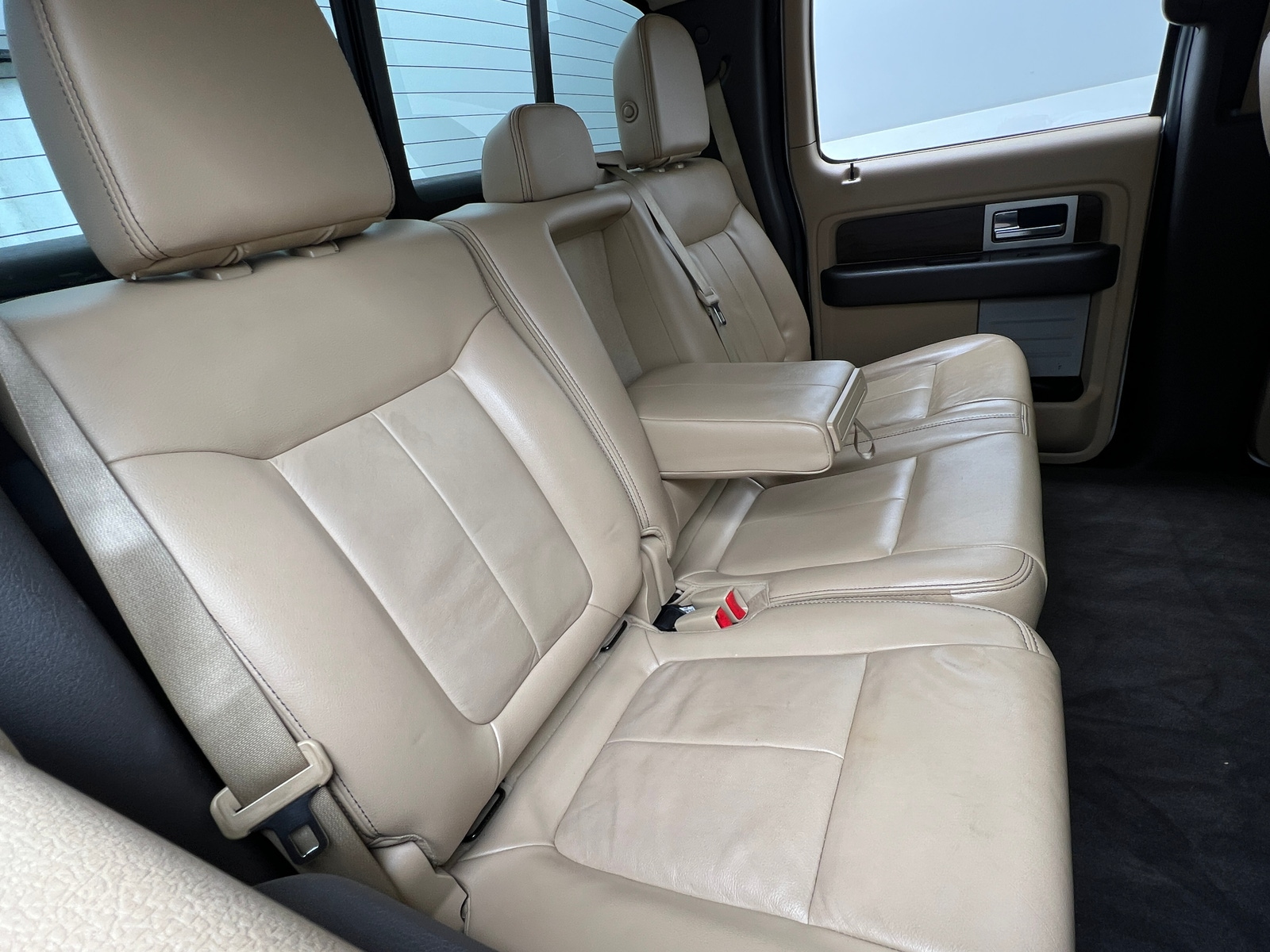 Thumbnail: 2013 Ford Econoline - 6