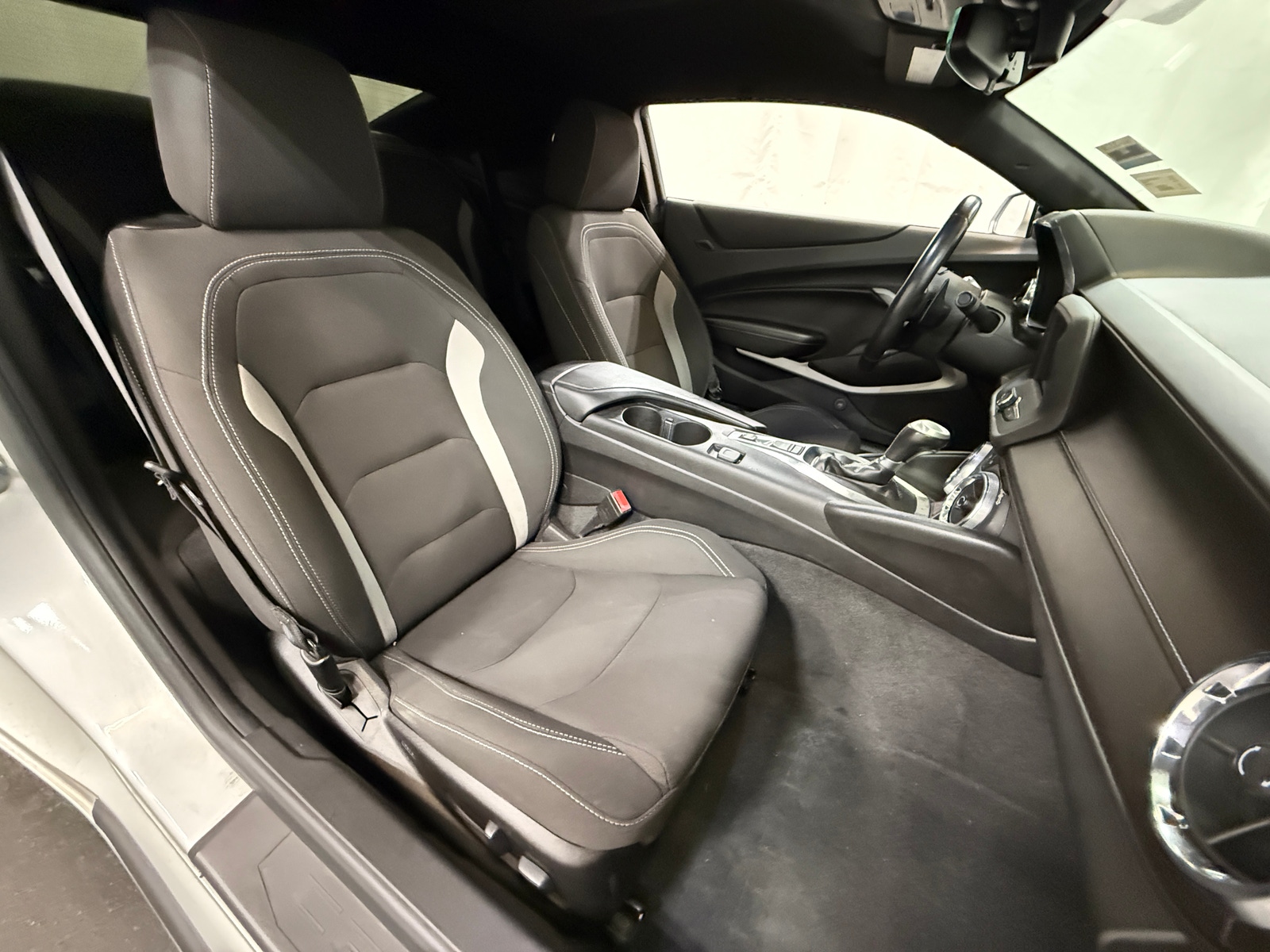 Thumbnail: 2019 Chevrolet Camaro - 2