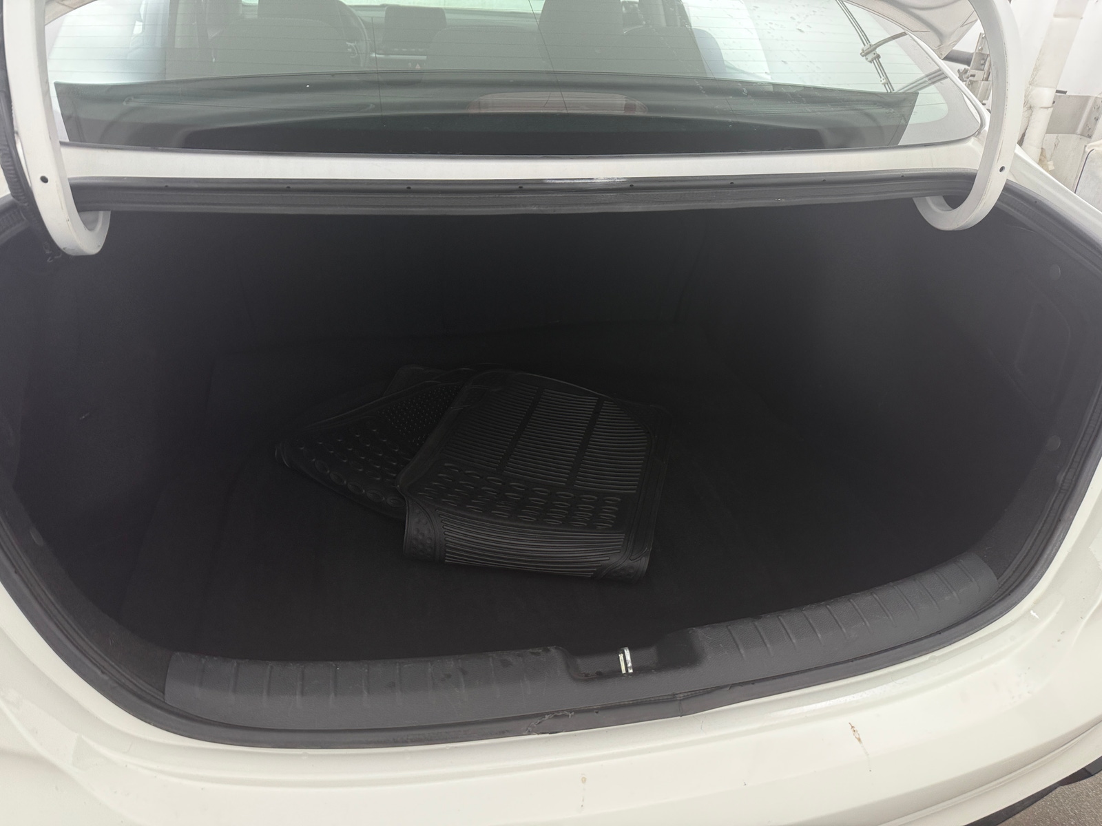 Thumbnail: 2024 Kia Forte - 7