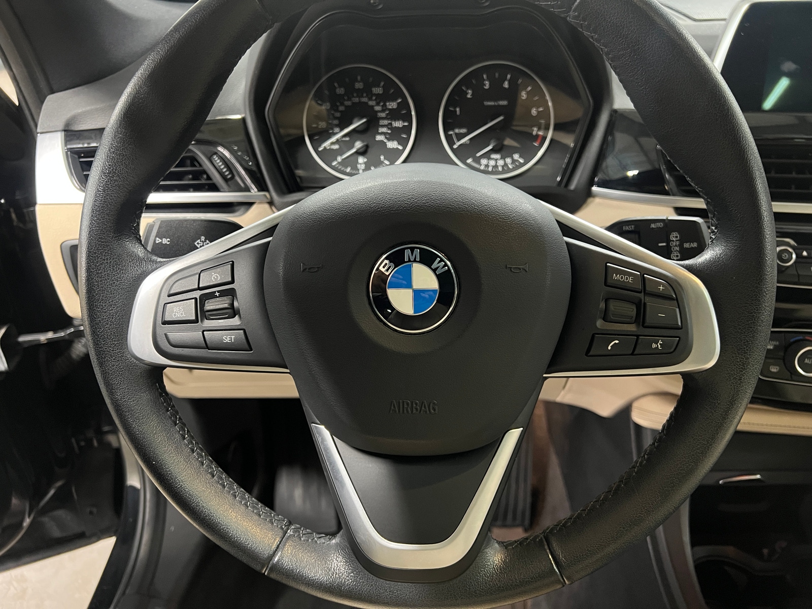 Thumbnail: 2018 BMW X1 - 4