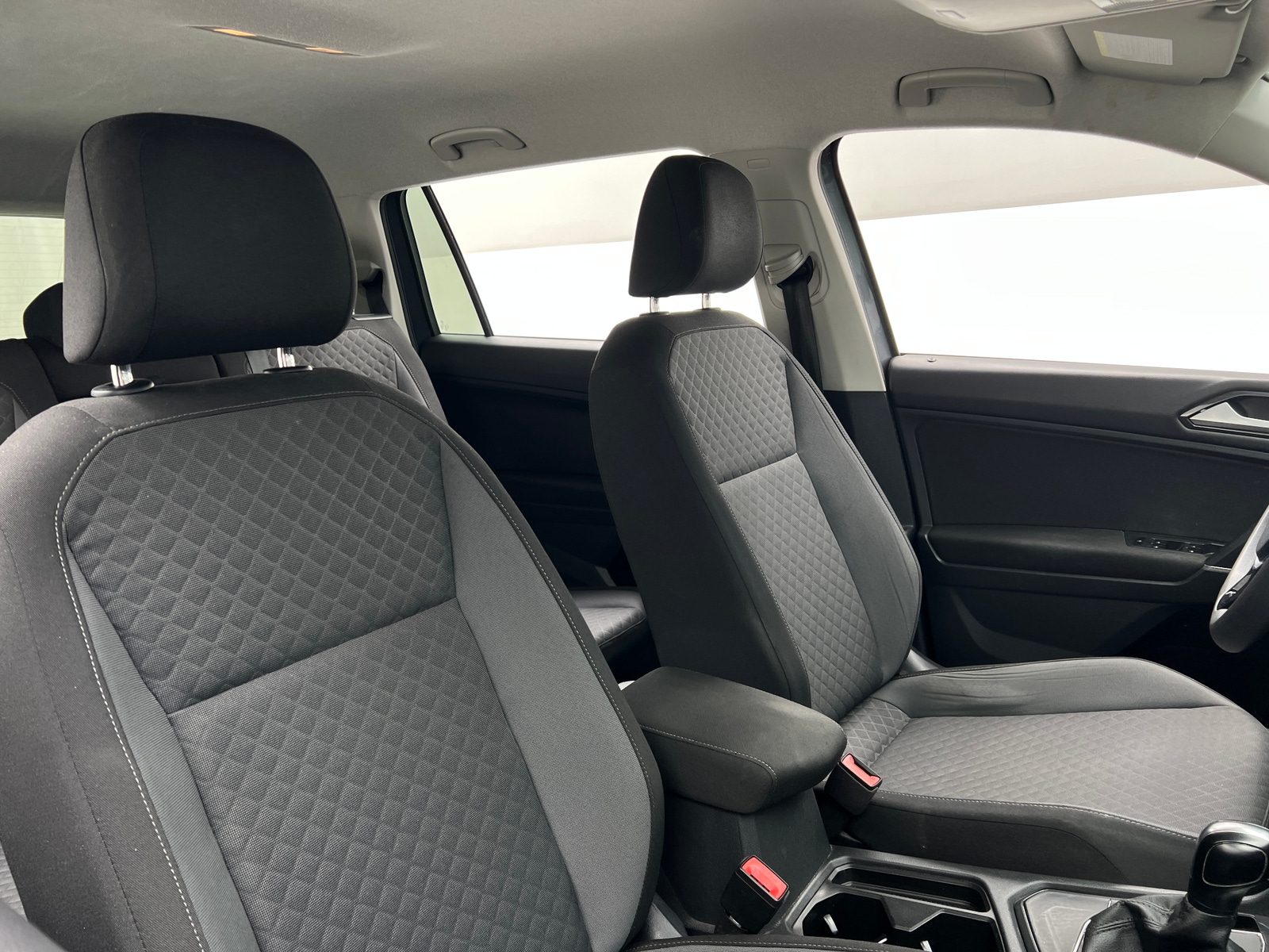 Thumbnail: 2018 Volkswagen Tiguan - 2