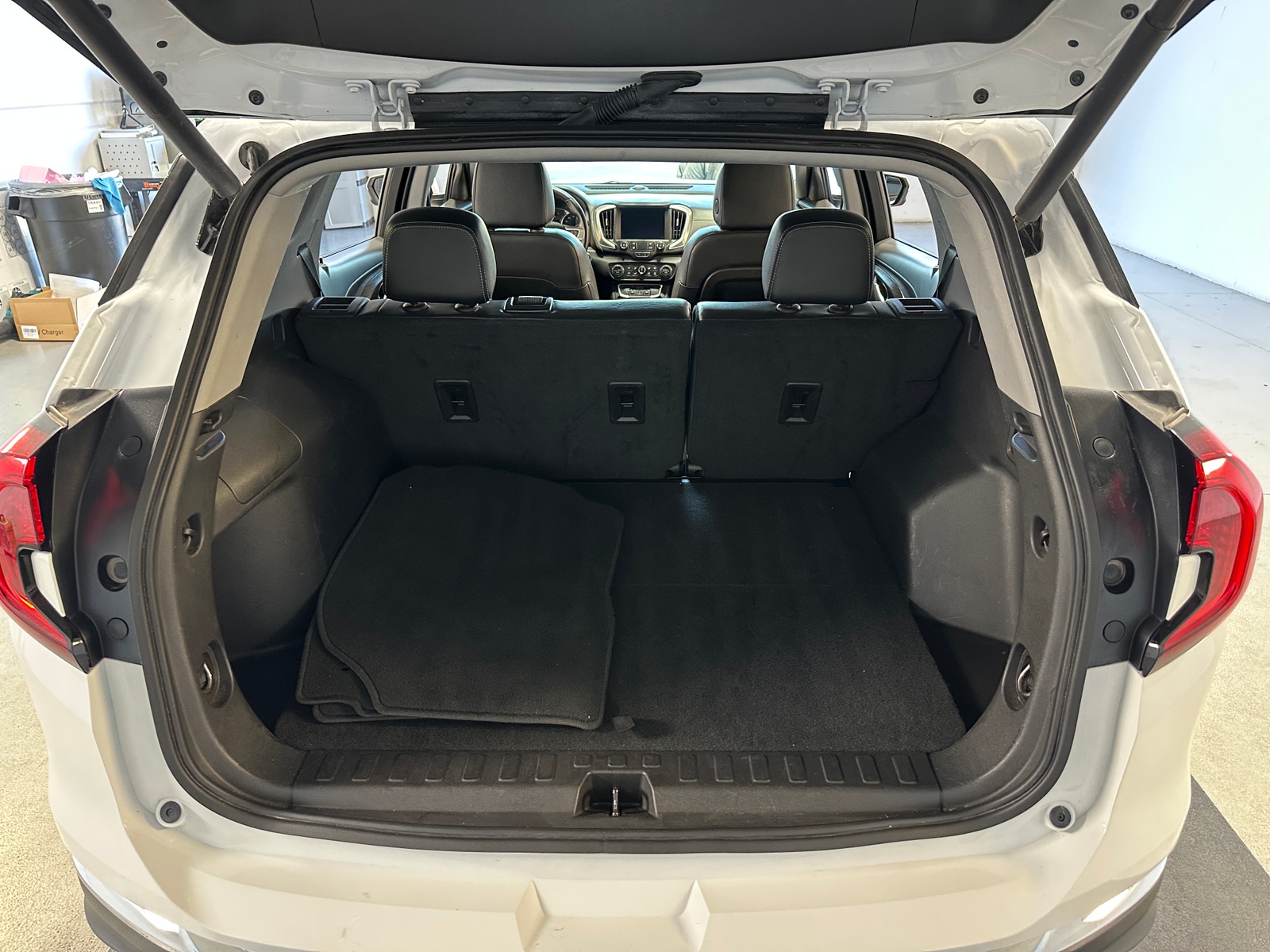 Thumbnail: 2024 GMC Terrain - 6