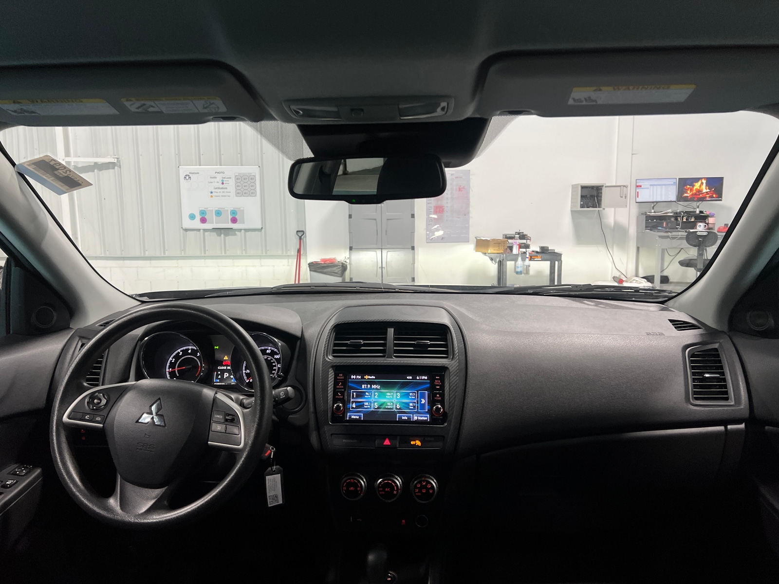 Thumbnail: 2024 Mitsubishi Outlander Sport - 3