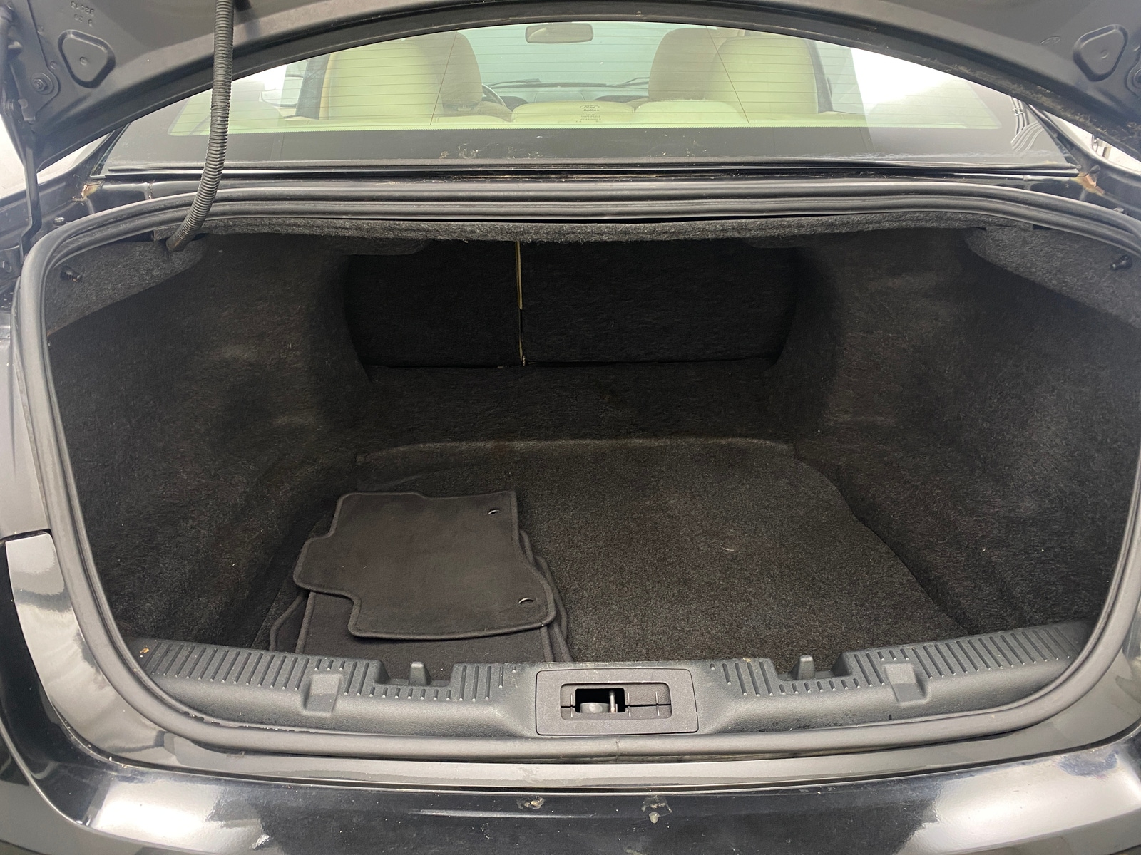 Thumbnail: 2013 Ford Taurus - 6