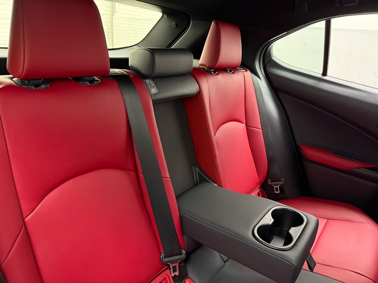 Thumbnail: 2021 Lexus UX - 5