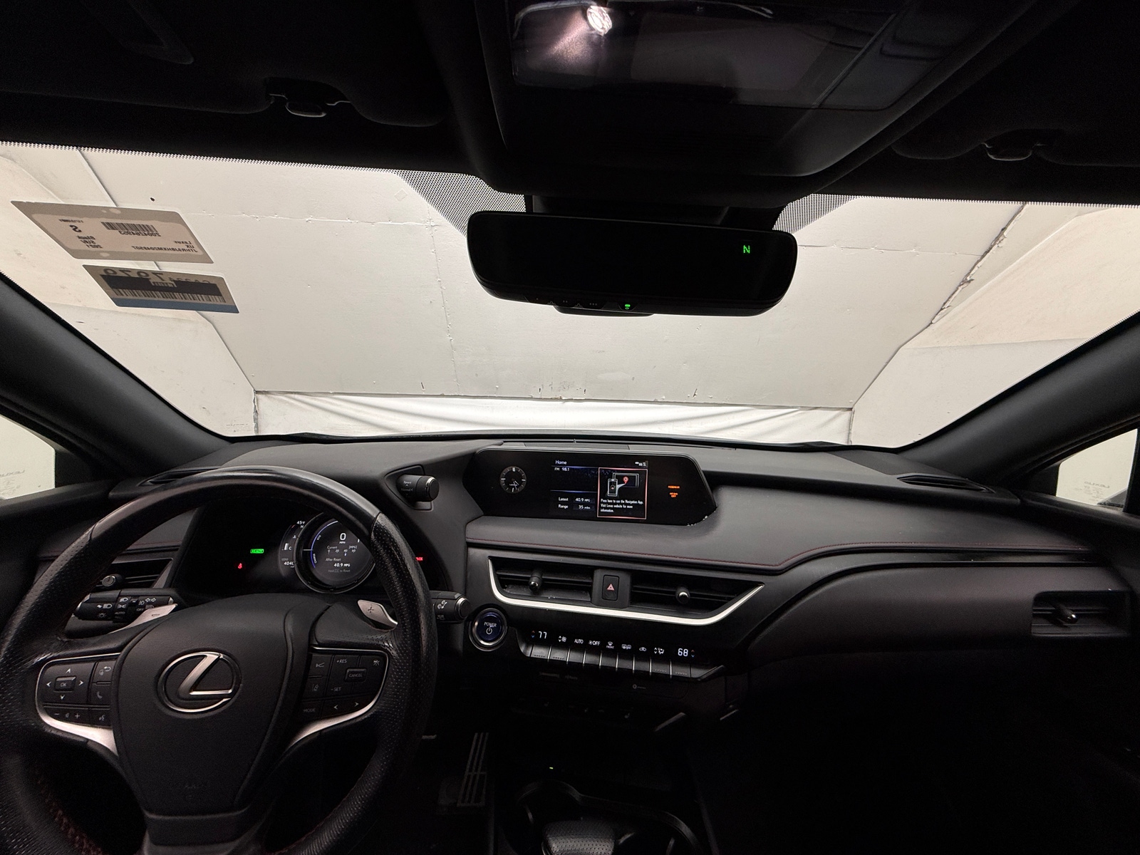 Thumbnail: 2021 Lexus UX - 2