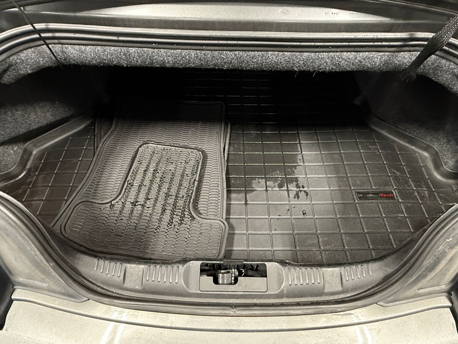 Thumbnail: 2017 Ford Mustang - 6