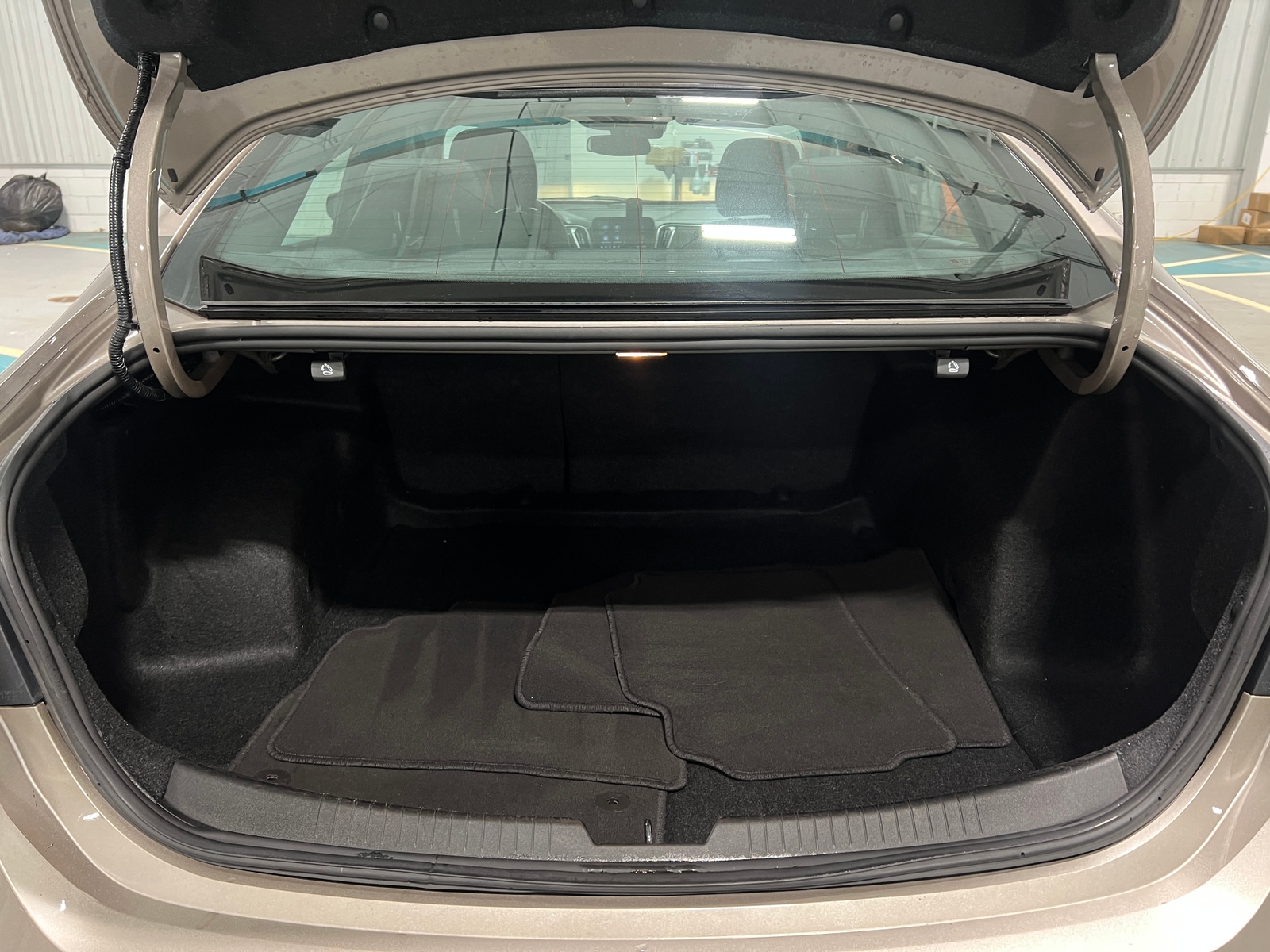 Thumbnail: 2024 Chevrolet Malibu - 7