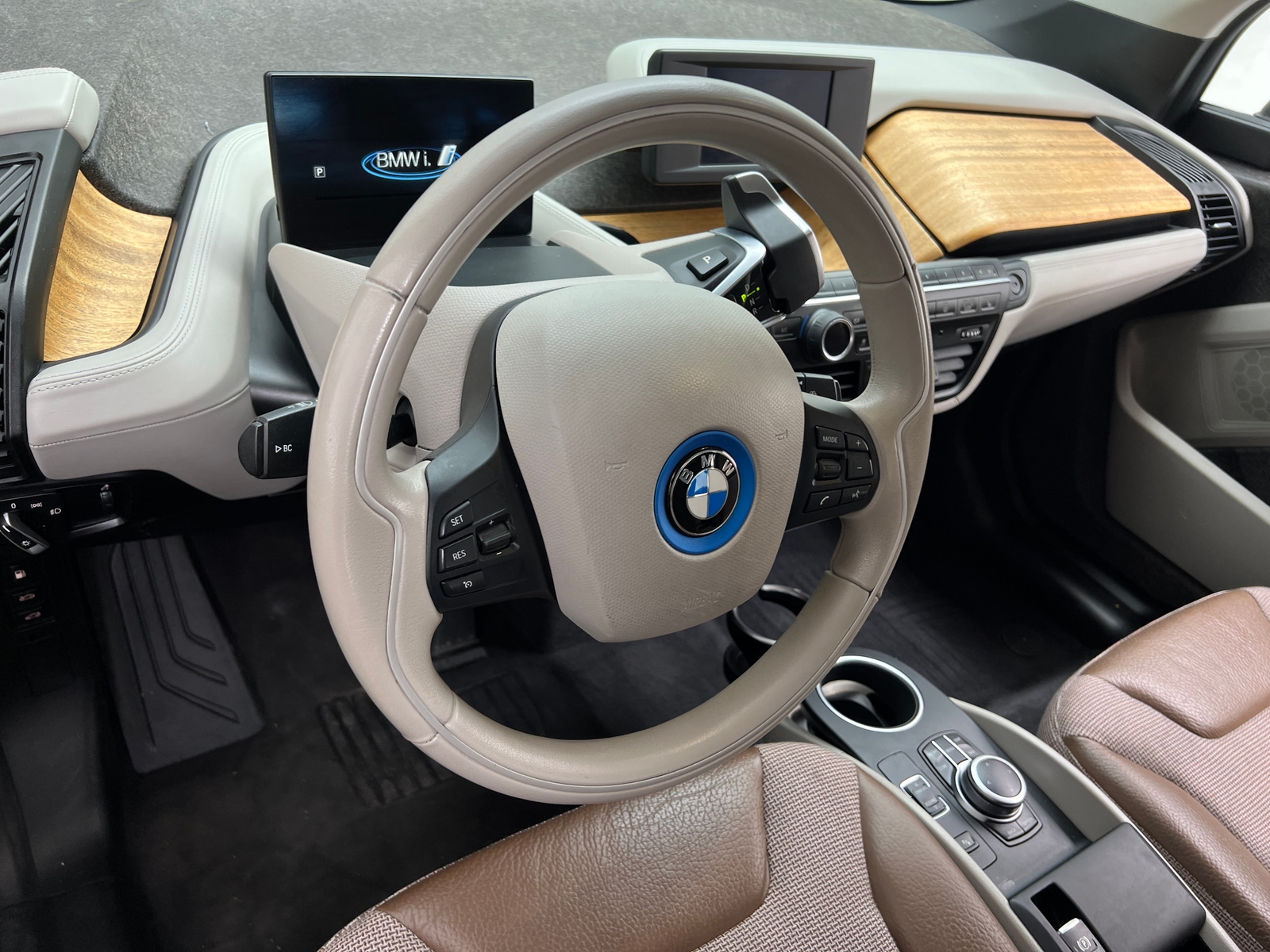 Thumbnail: 2019 BMW i3 - 5