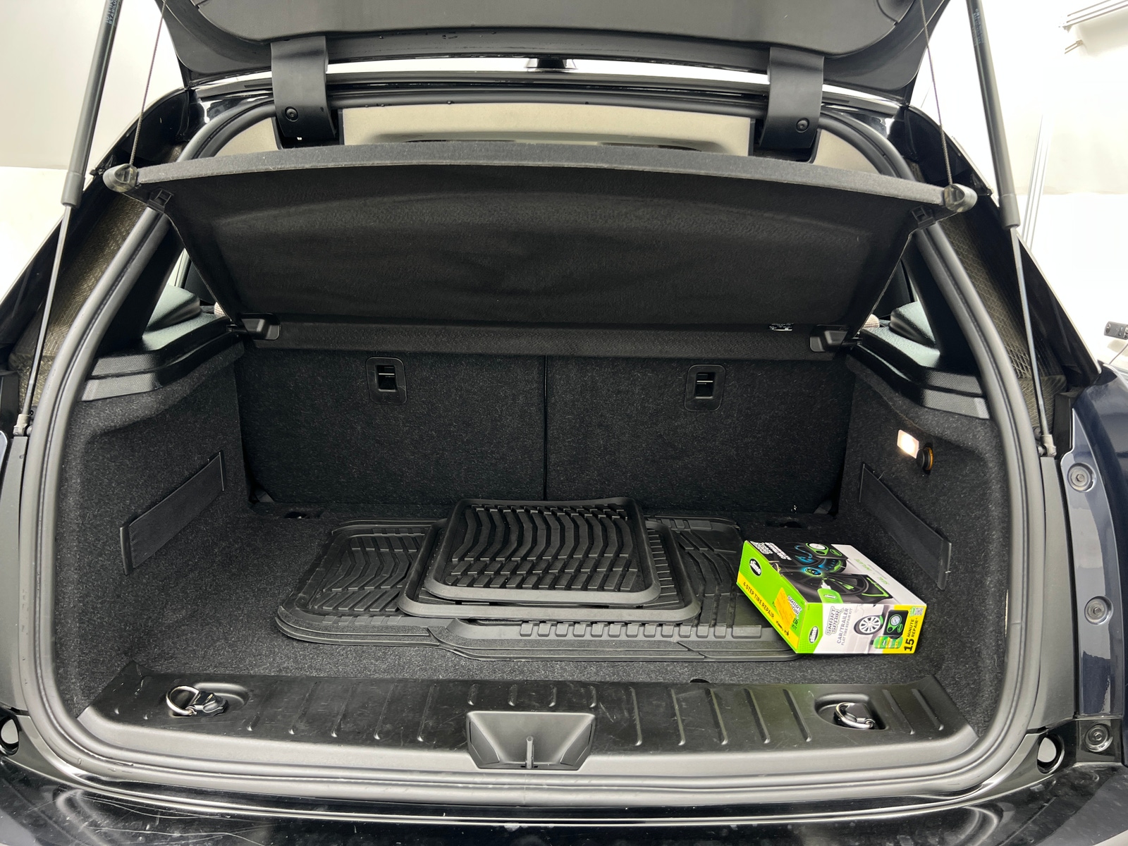 Thumbnail: 2019 BMW i3 - 7