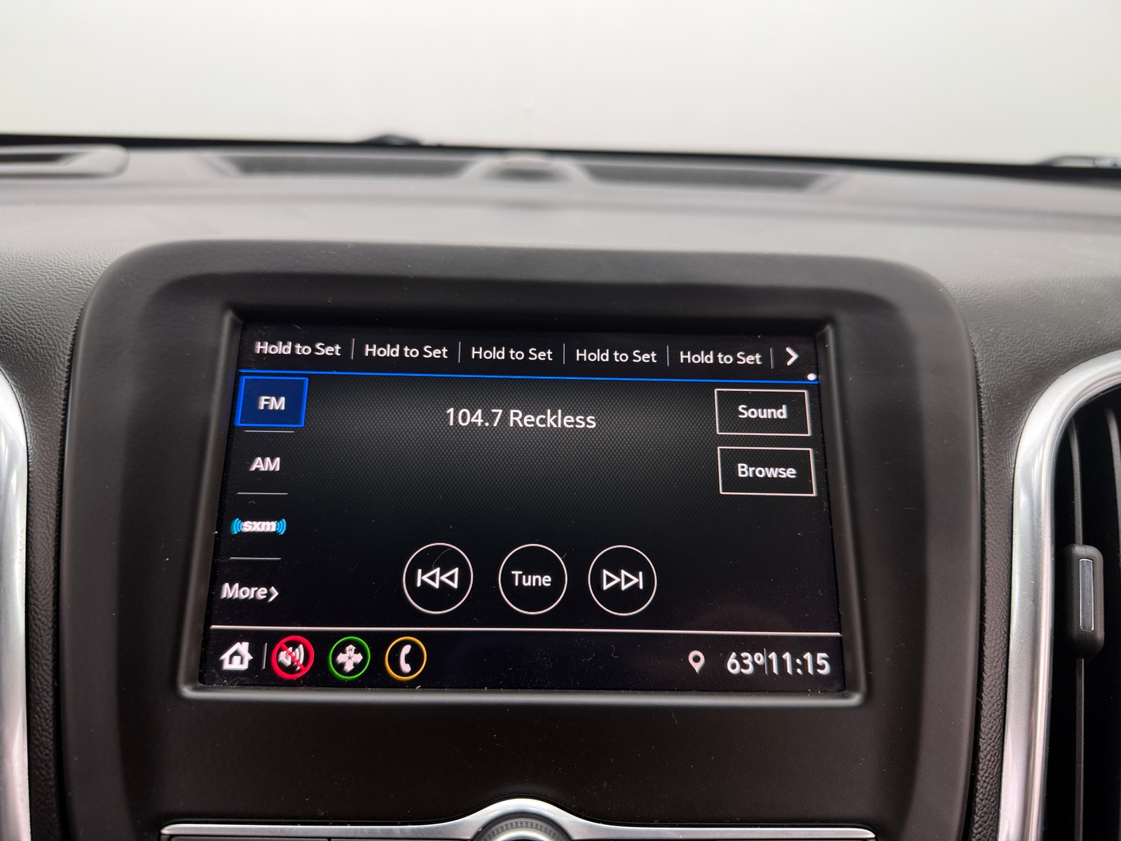 Thumbnail: 2021 Chevrolet Equinox - 4