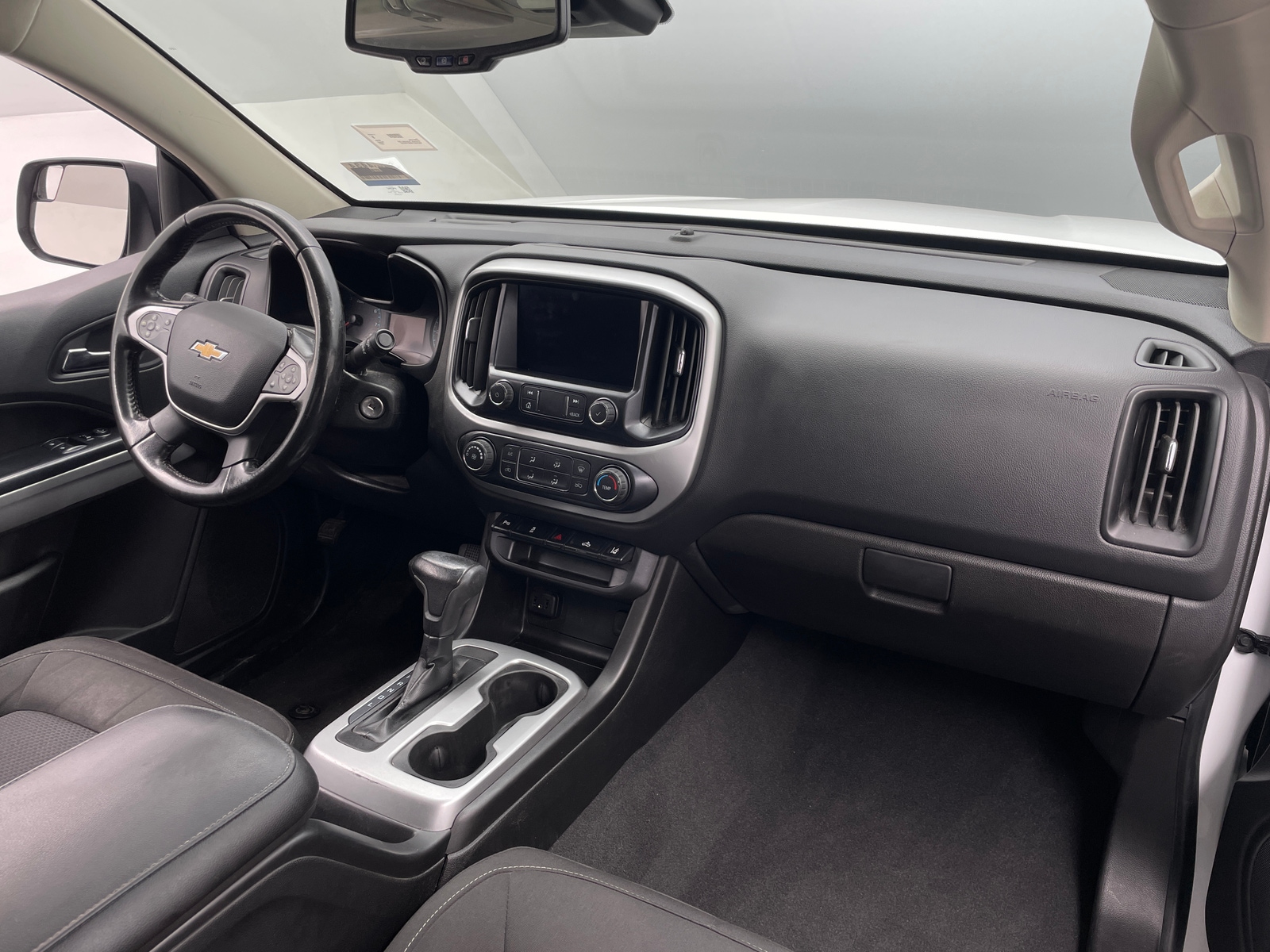 Thumbnail: 2021 Chevrolet Colorado - 3