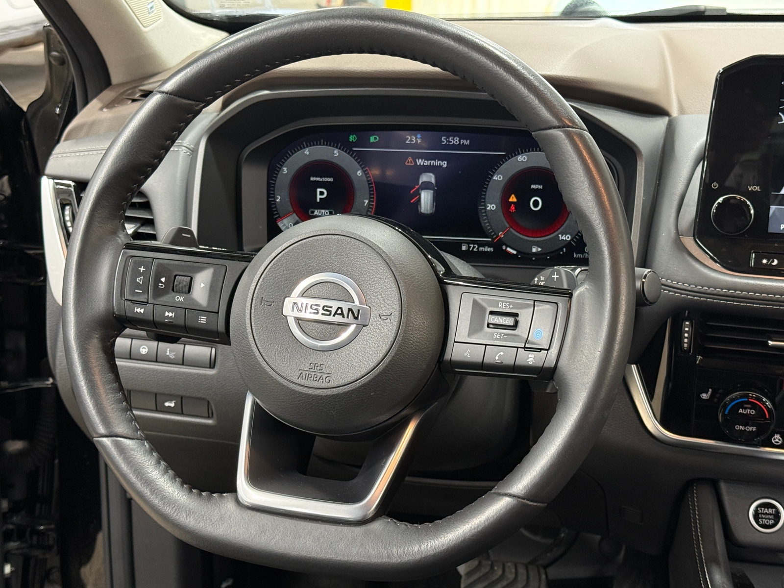 Thumbnail: 2021 Nissan Rogue - 4