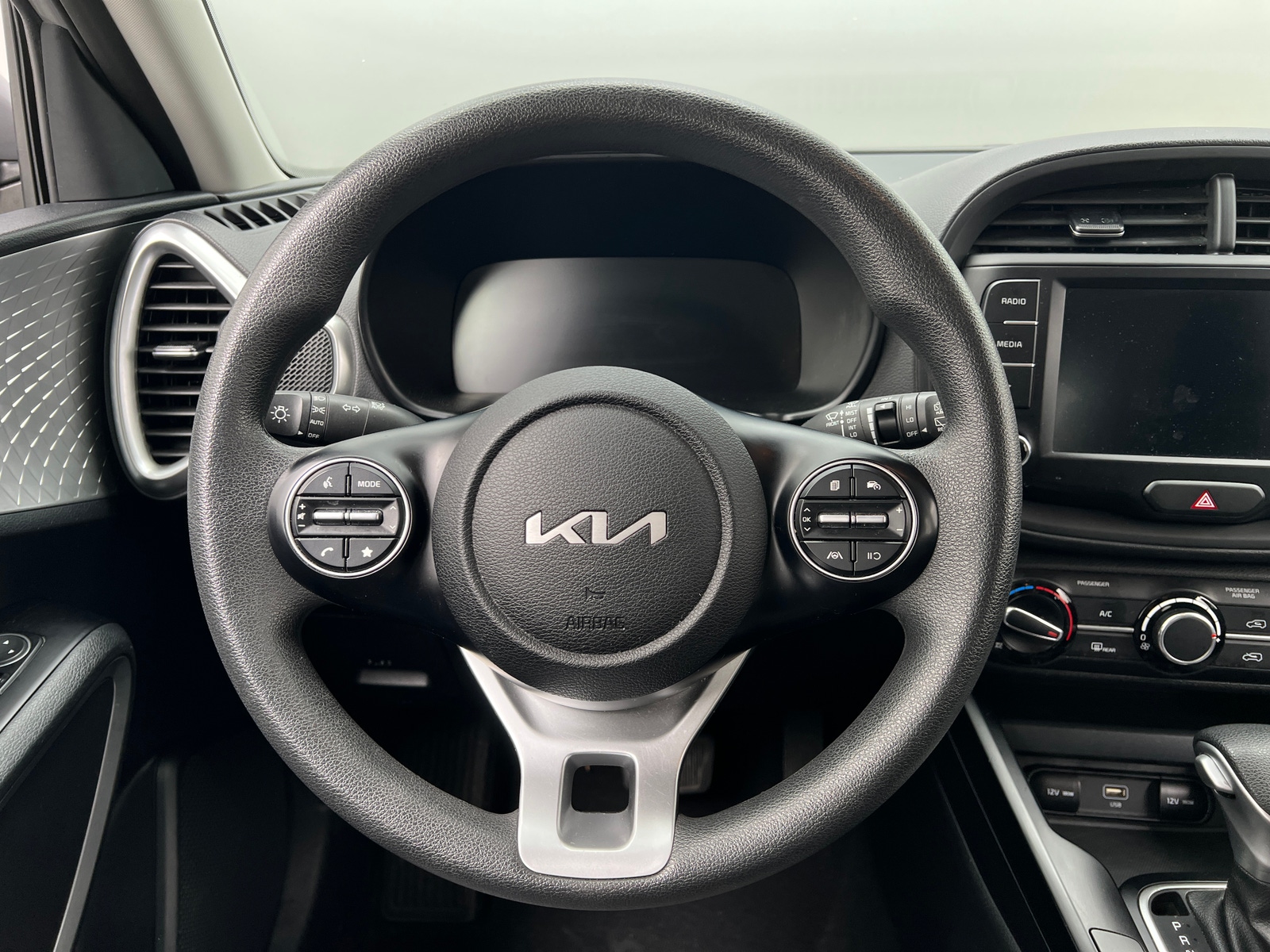 Thumbnail: 2023 Kia Soul - 5