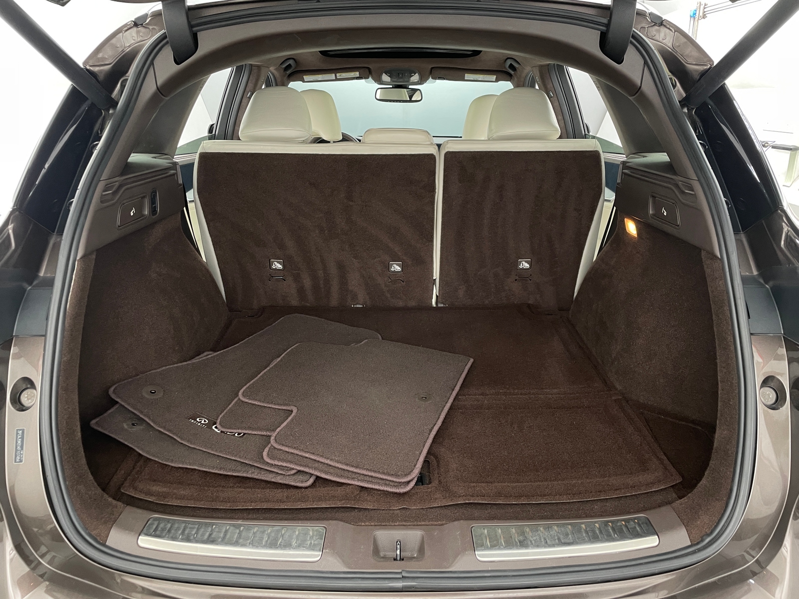 Thumbnail: 2019 INFINITI QX50 - 6