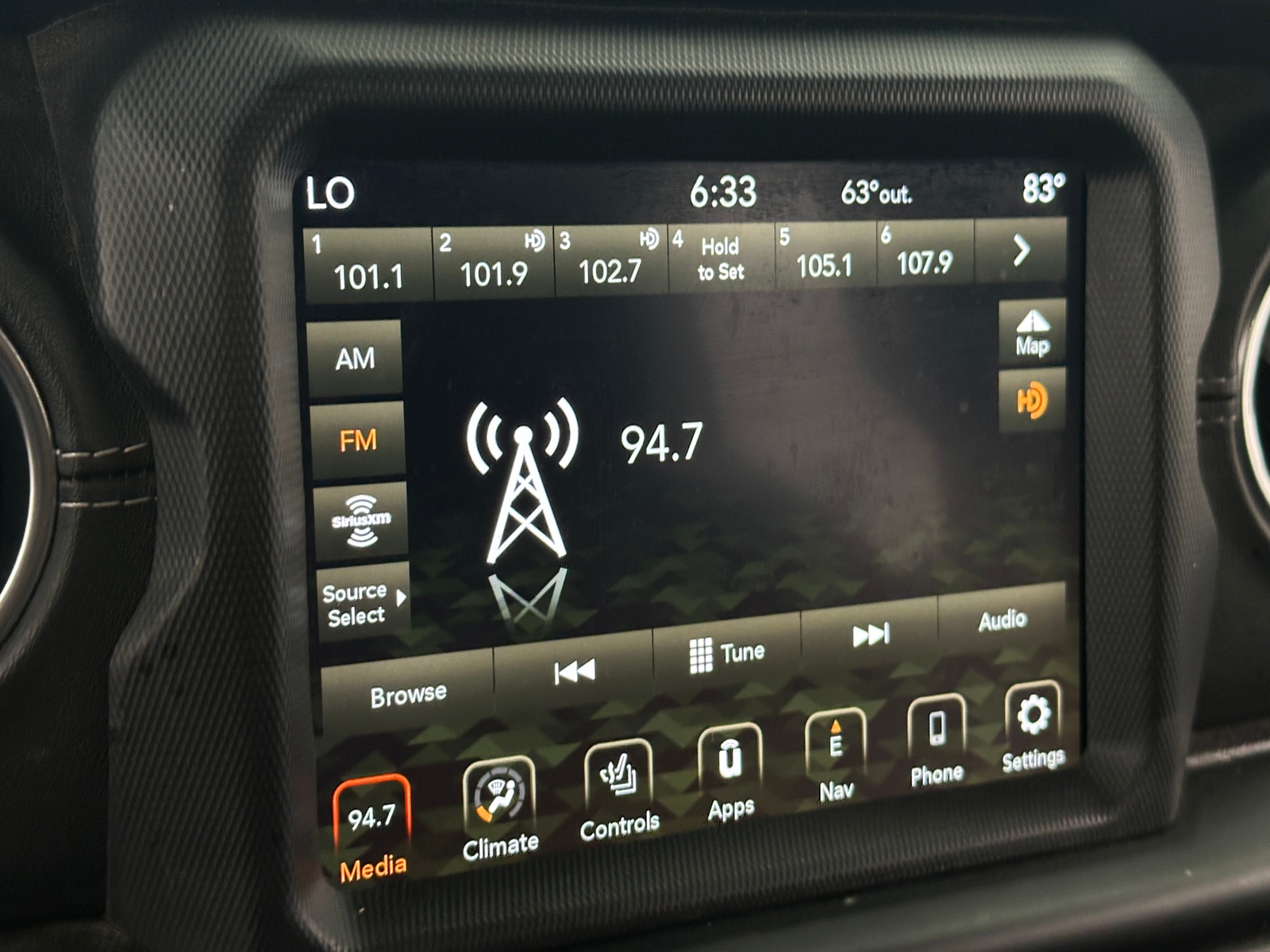 Thumbnail: 2020 Jeep Wrangler - 3