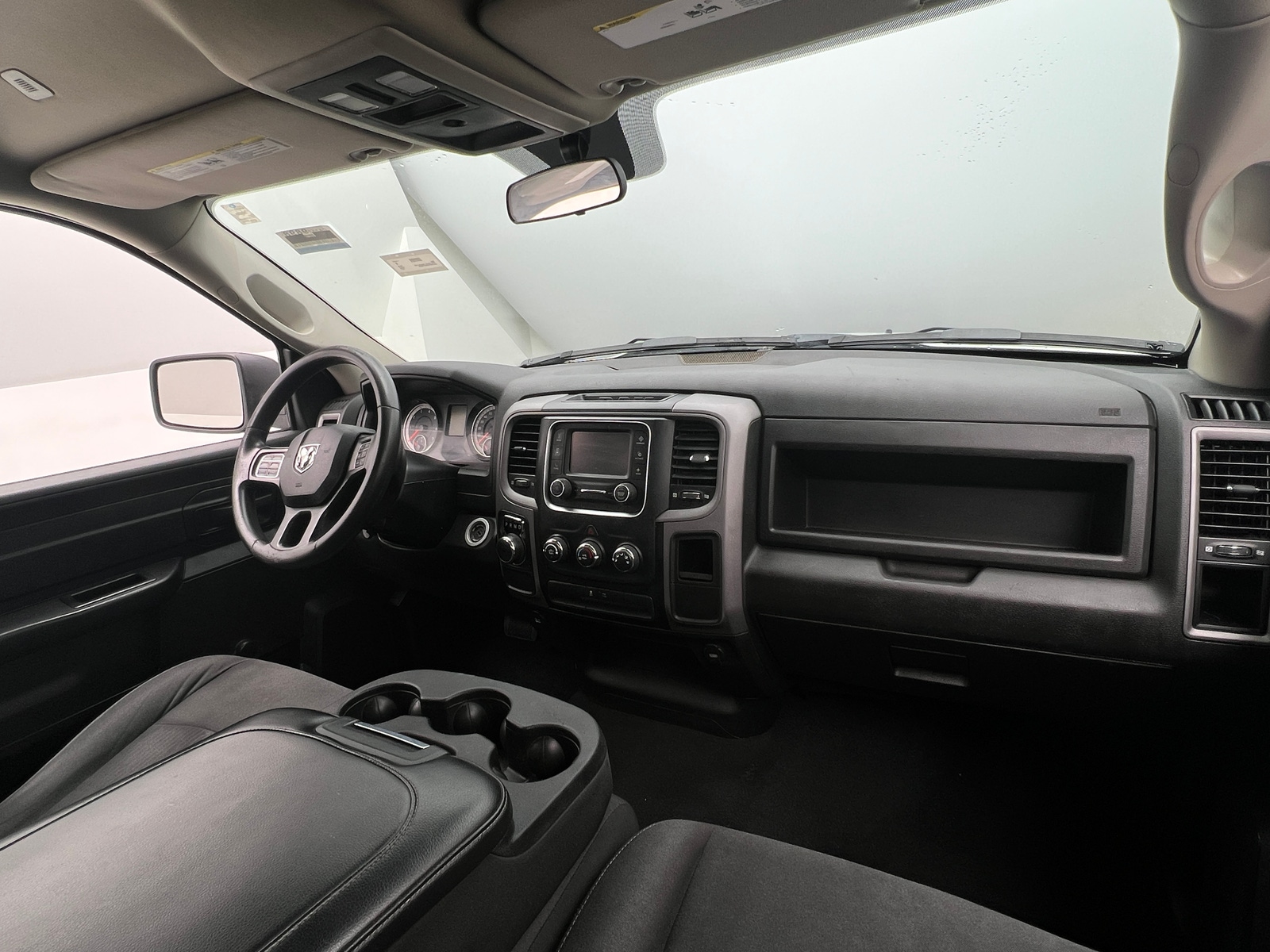 Thumbnail: 2021 RAM 1500 Classic - 3