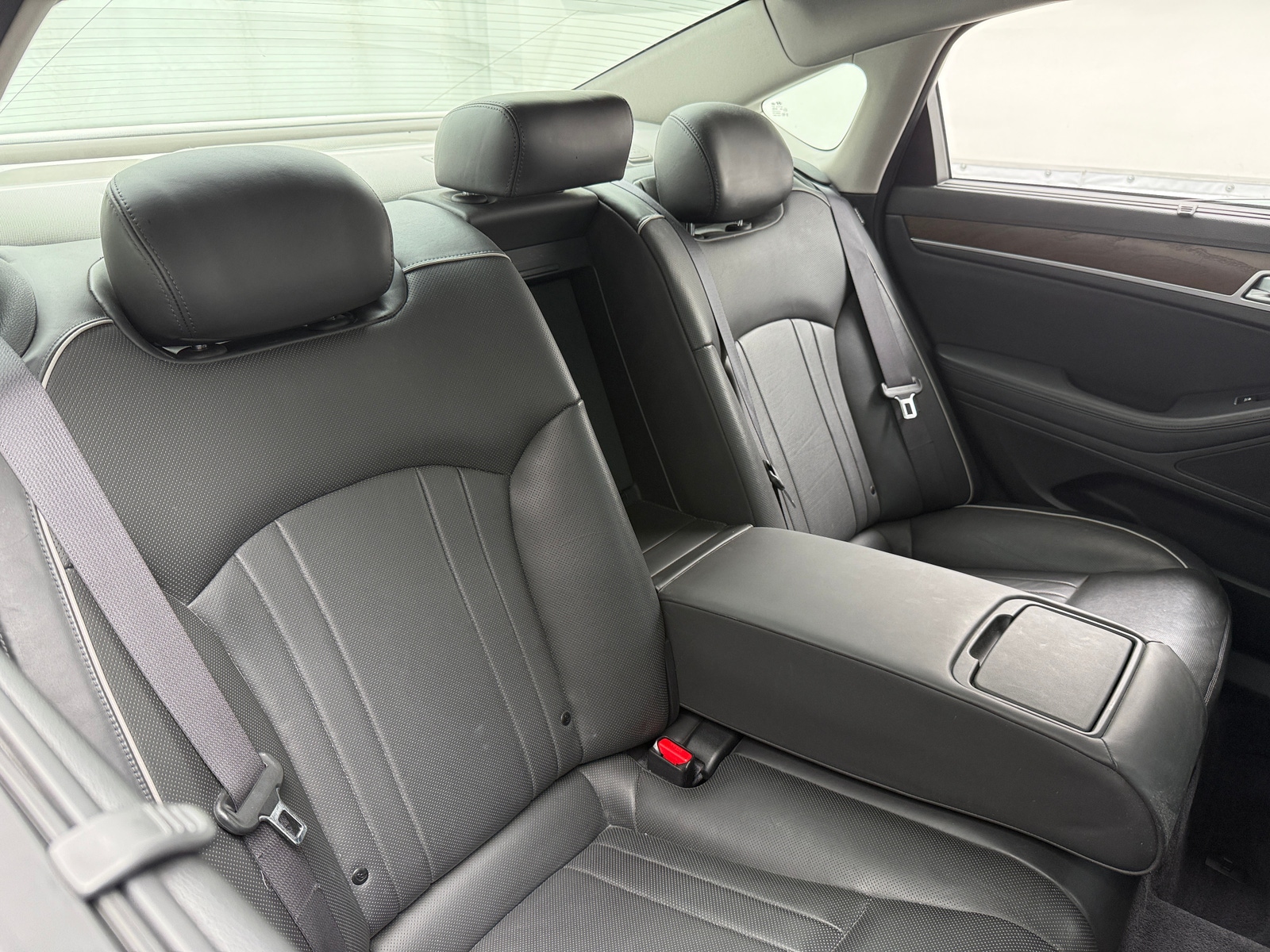 Thumbnail: 2015 Hyundai Genesis - 5