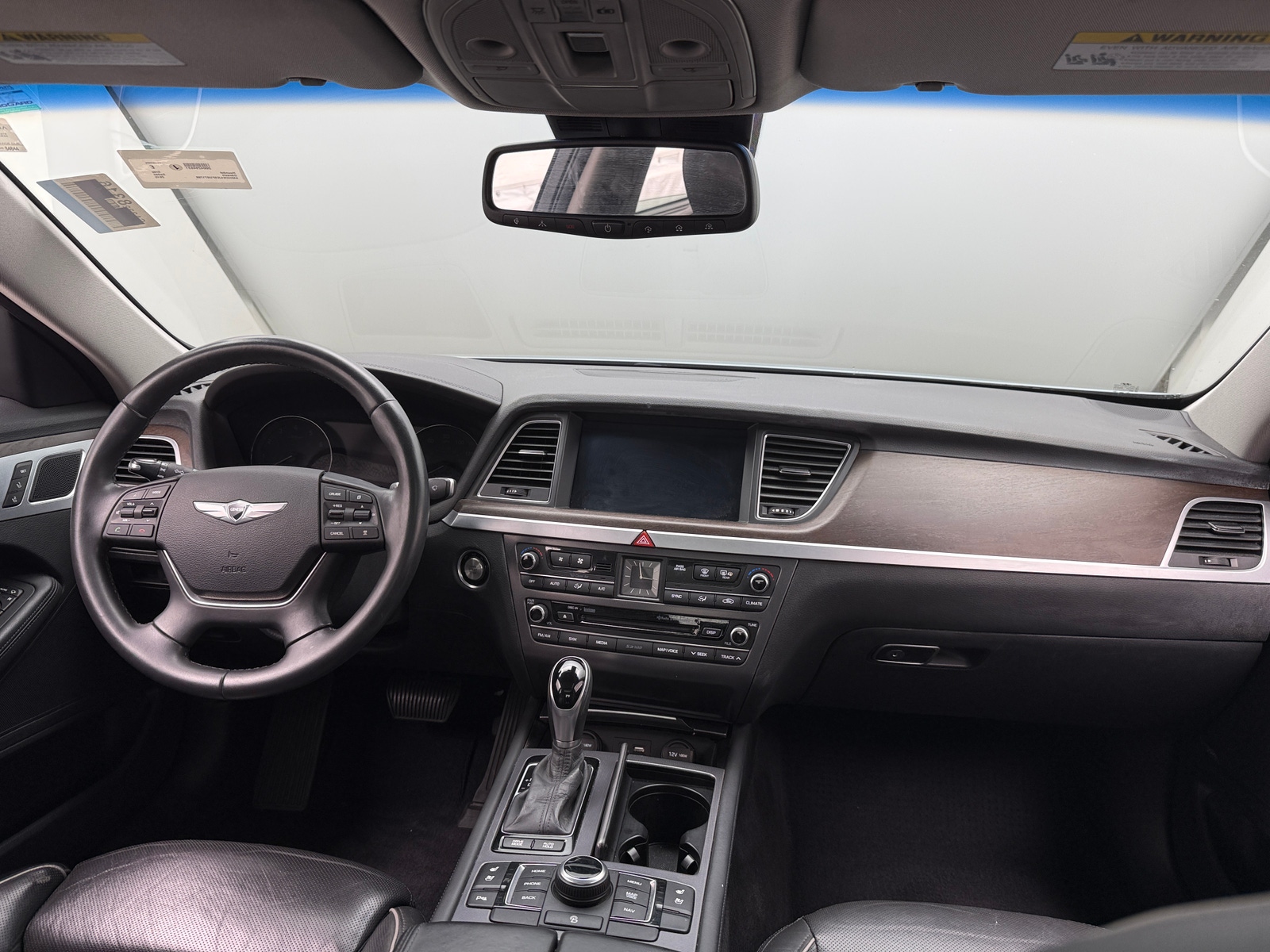 Thumbnail: 2015 Hyundai Genesis - 2