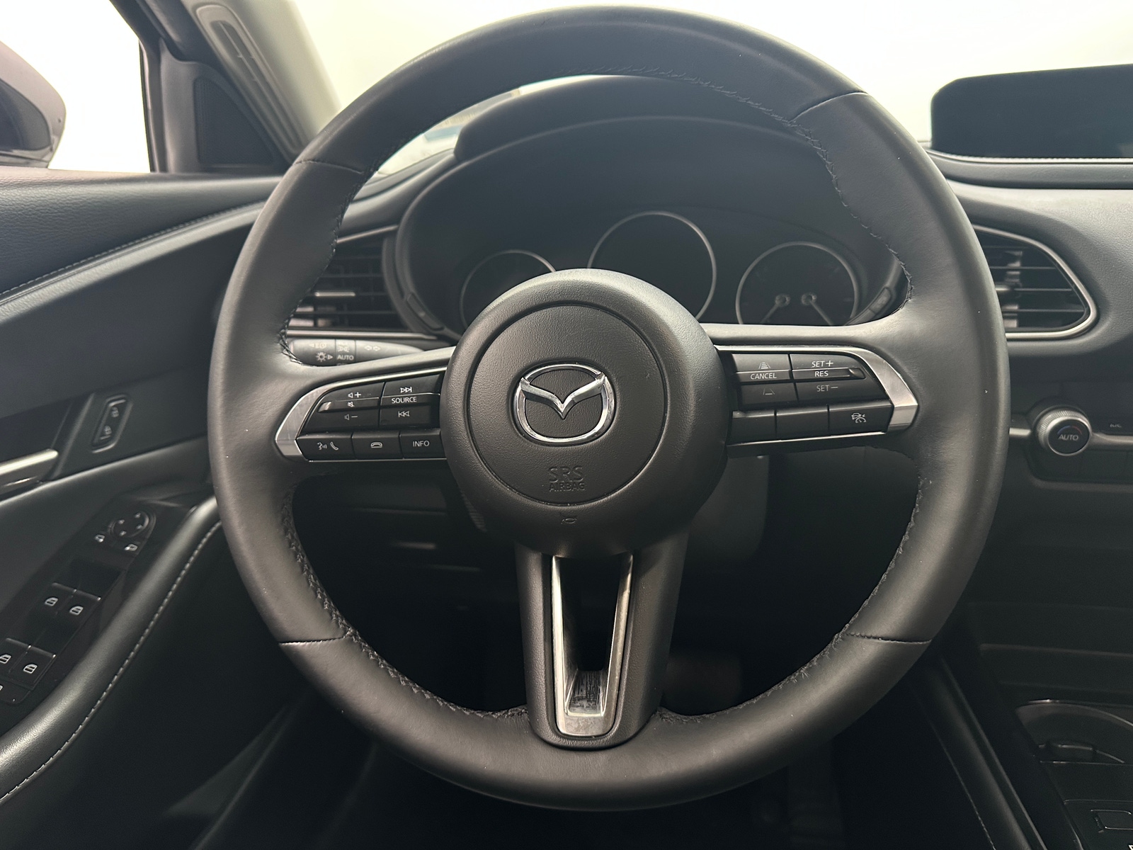 Thumbnail: 2024 Mazda CX-30 - 4