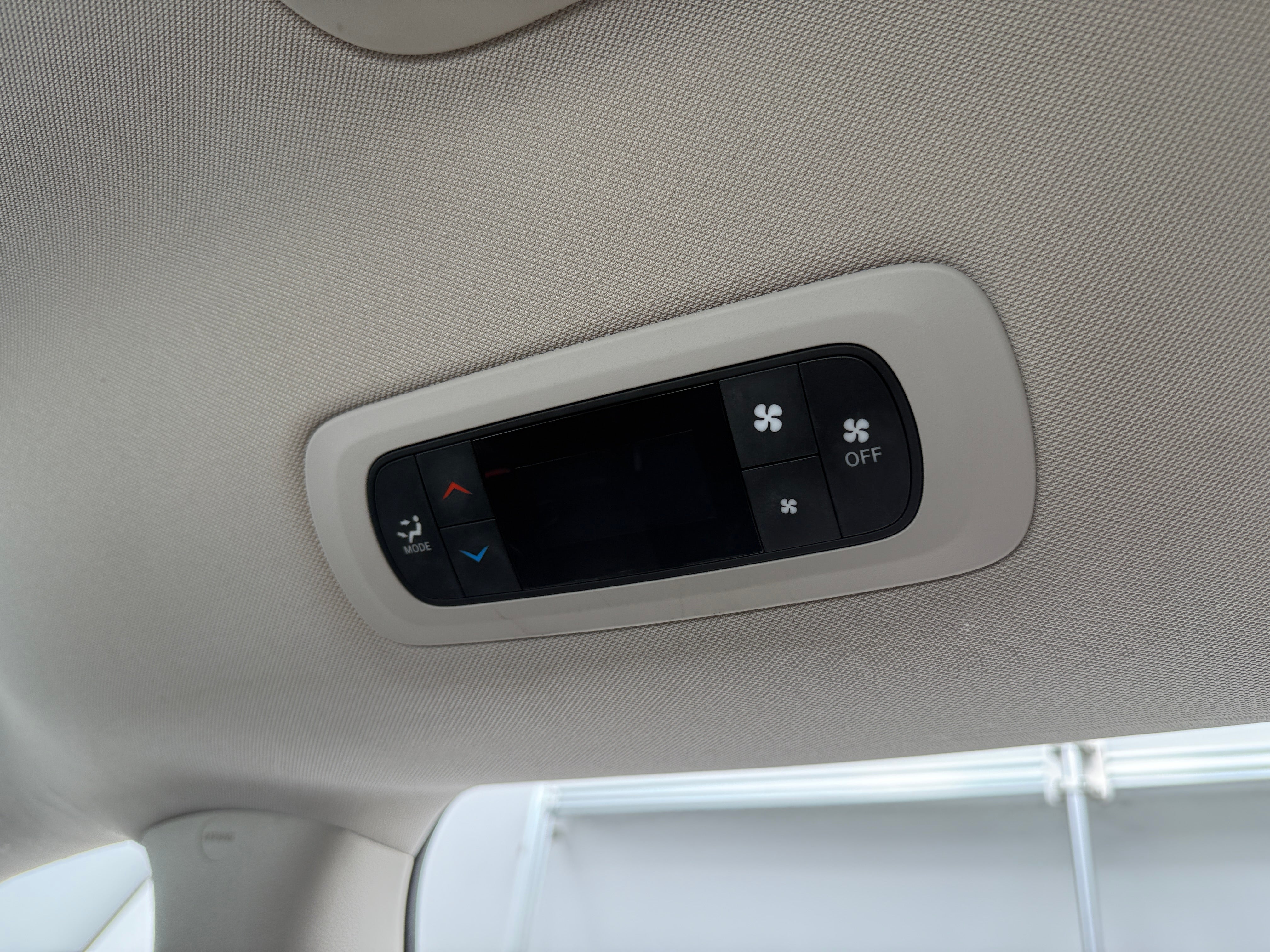 2021 Chrysler Voyager