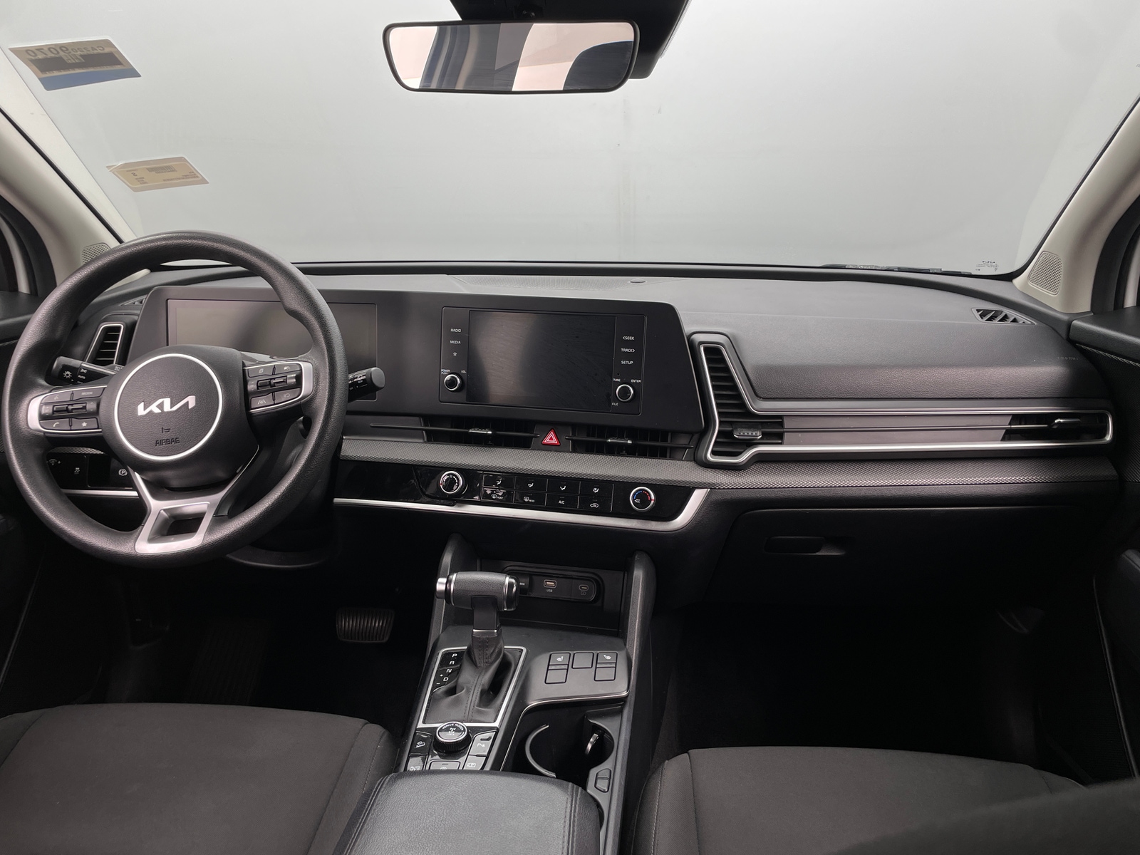 Thumbnail: 2023 Kia Sportage - 3