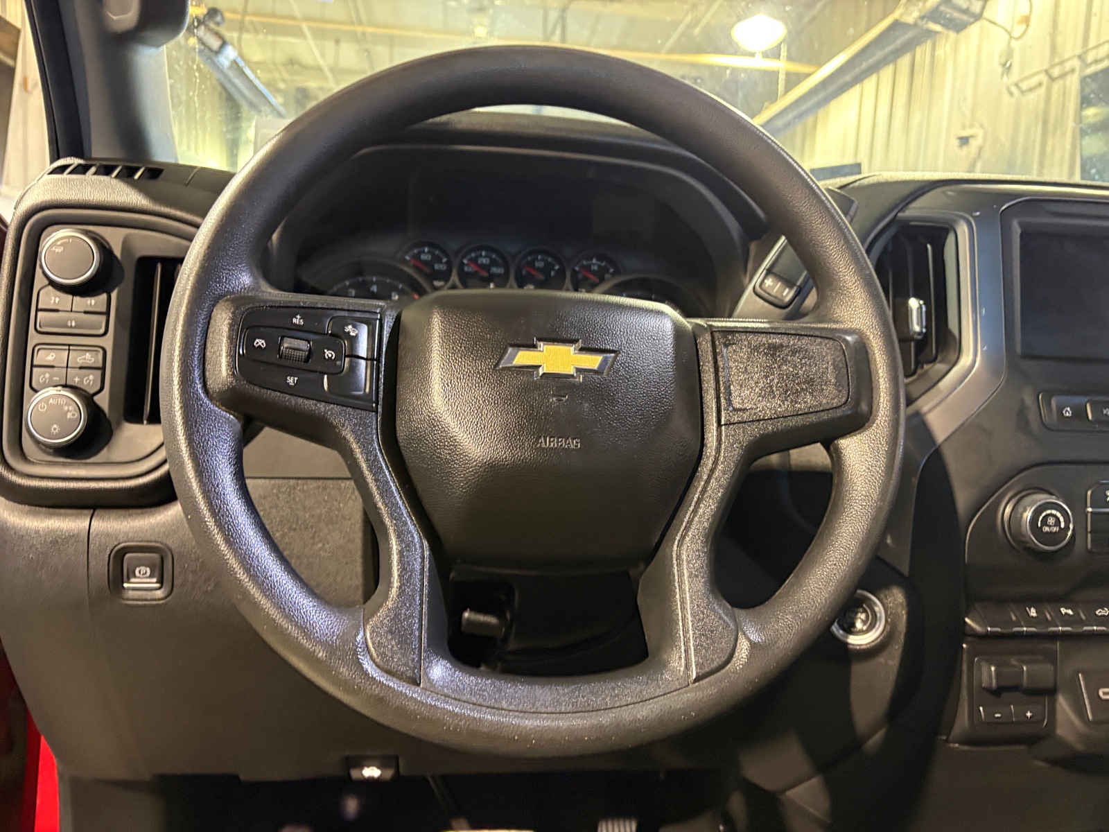 Thumbnail: 2024 Chevrolet Silverado 2500 - 5