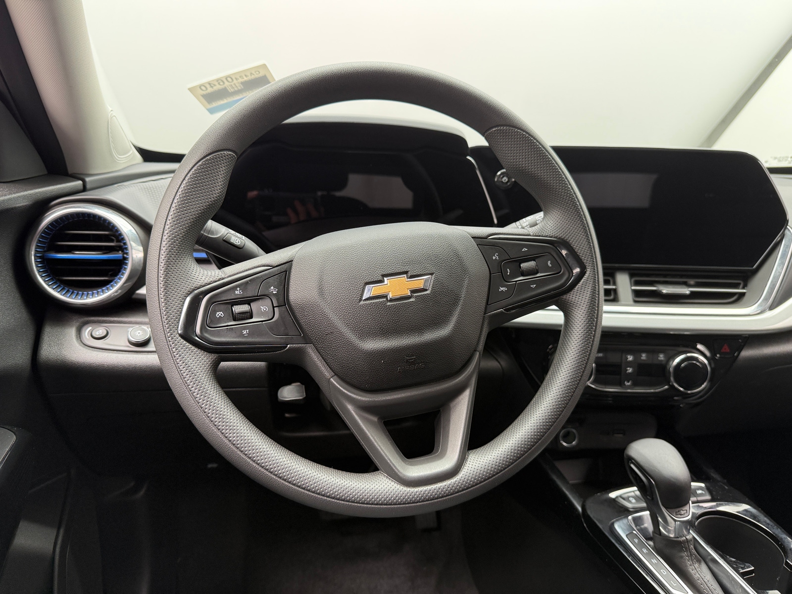 Thumbnail: 2025 Chevrolet Trax - 5