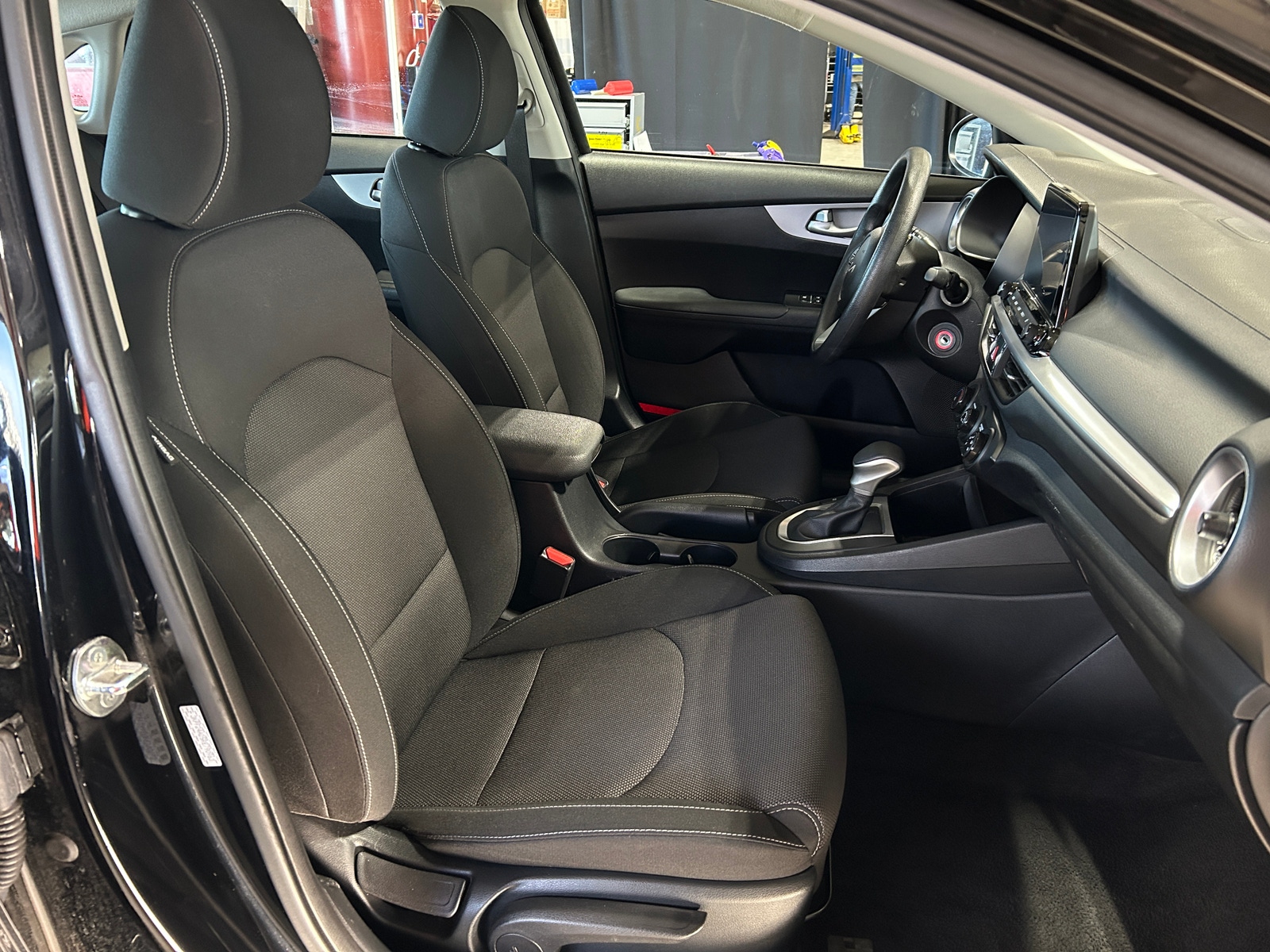 Thumbnail: 2024 Kia Forte - 2