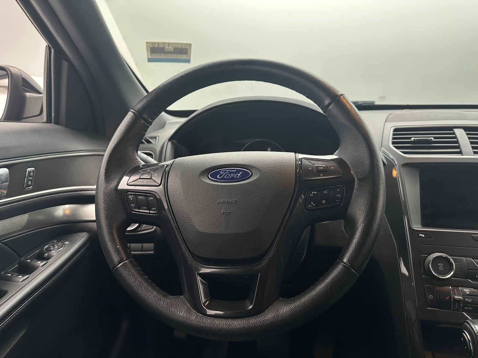 Thumbnail: 2018 Ford Explorer - 4