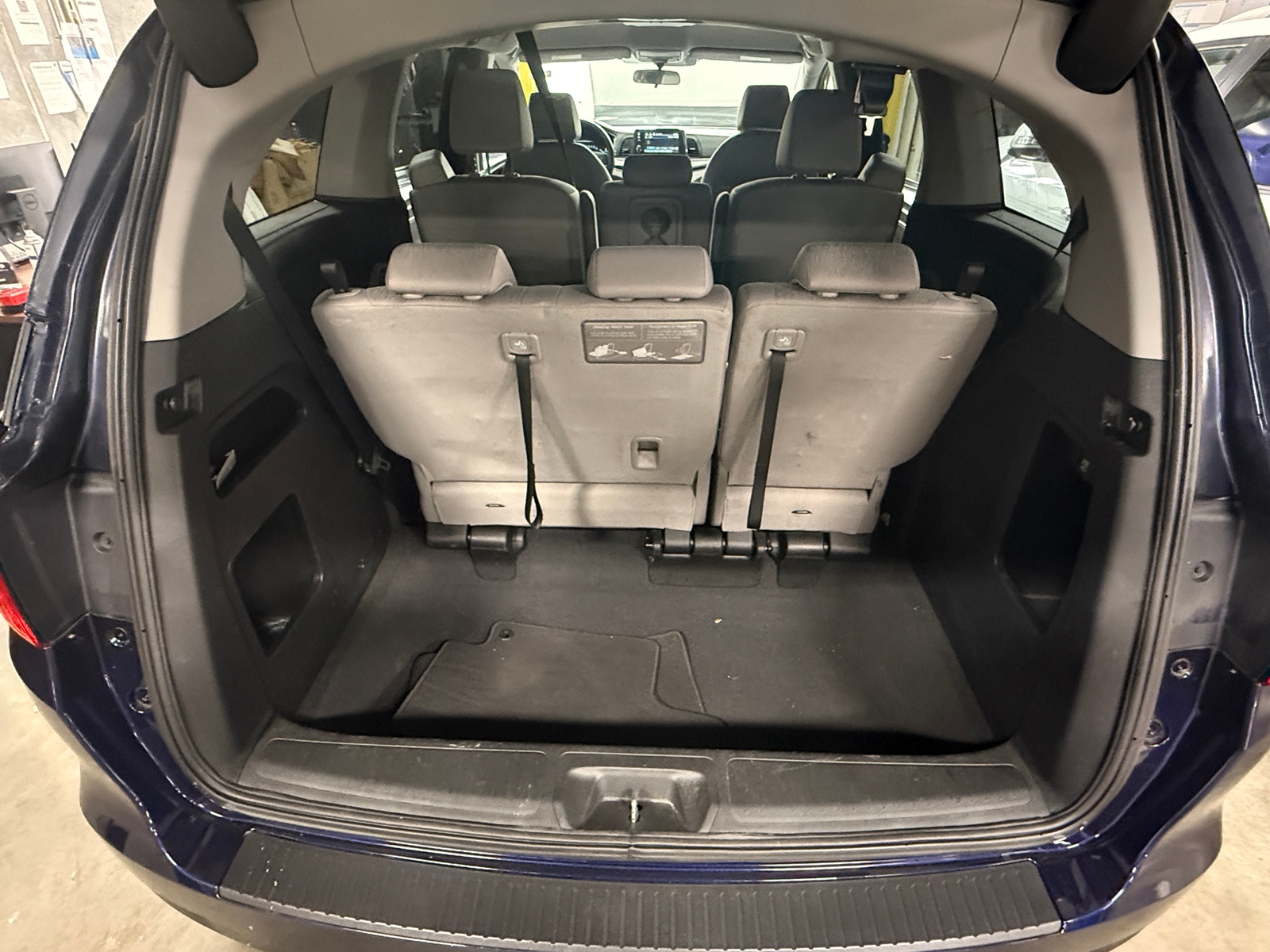 Thumbnail: 2018 Honda Odyssey - 7