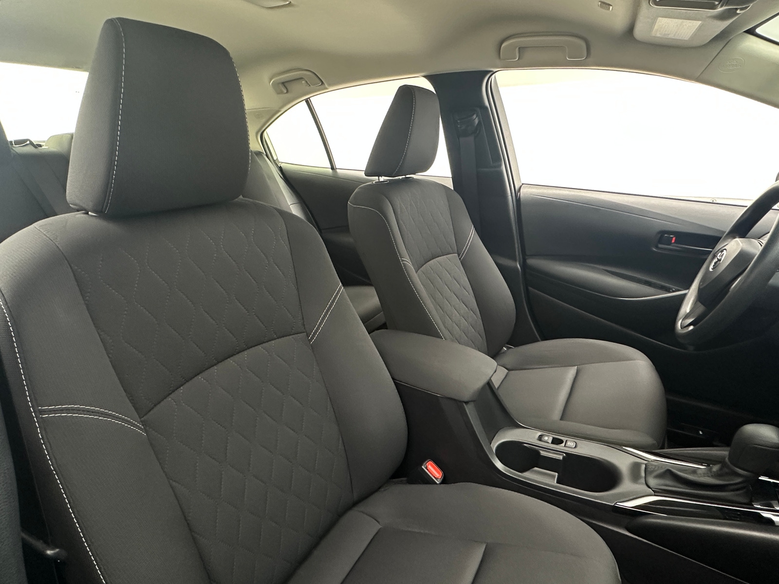 Thumbnail: 2025 Toyota Corolla - 2