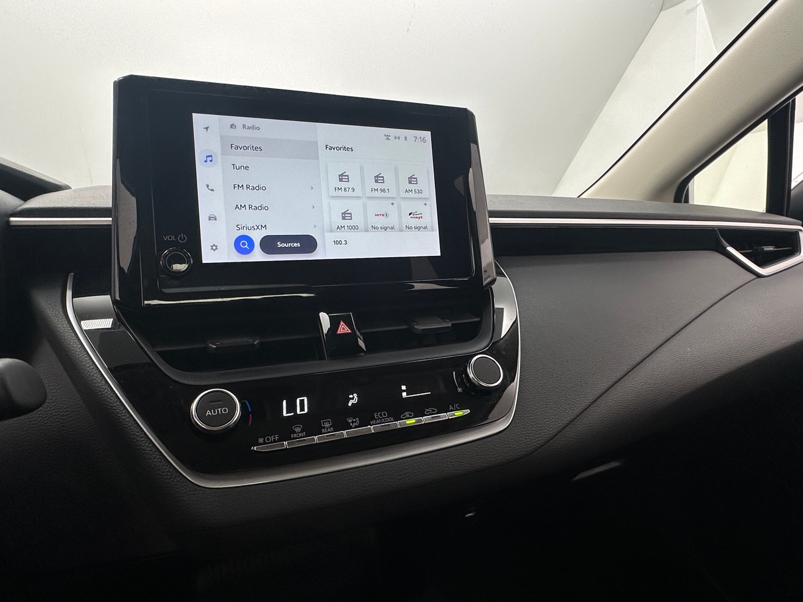 Thumbnail: 2025 Toyota Corolla - 4