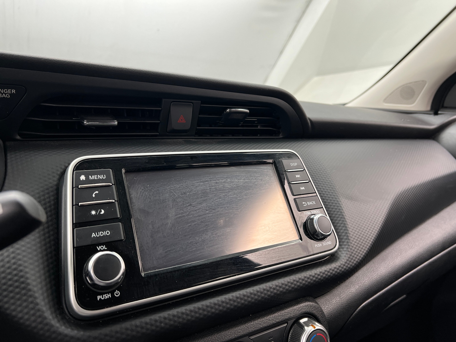 Thumbnail: 2024 Nissan Kicks - 4