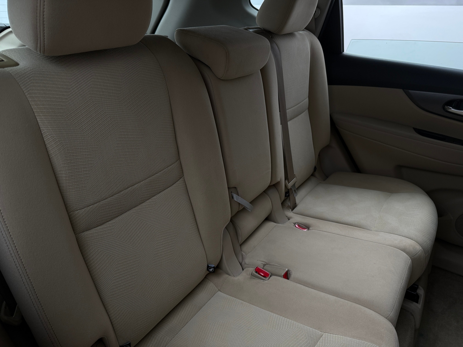 Thumbnail: 2015 Nissan Rogue - 6