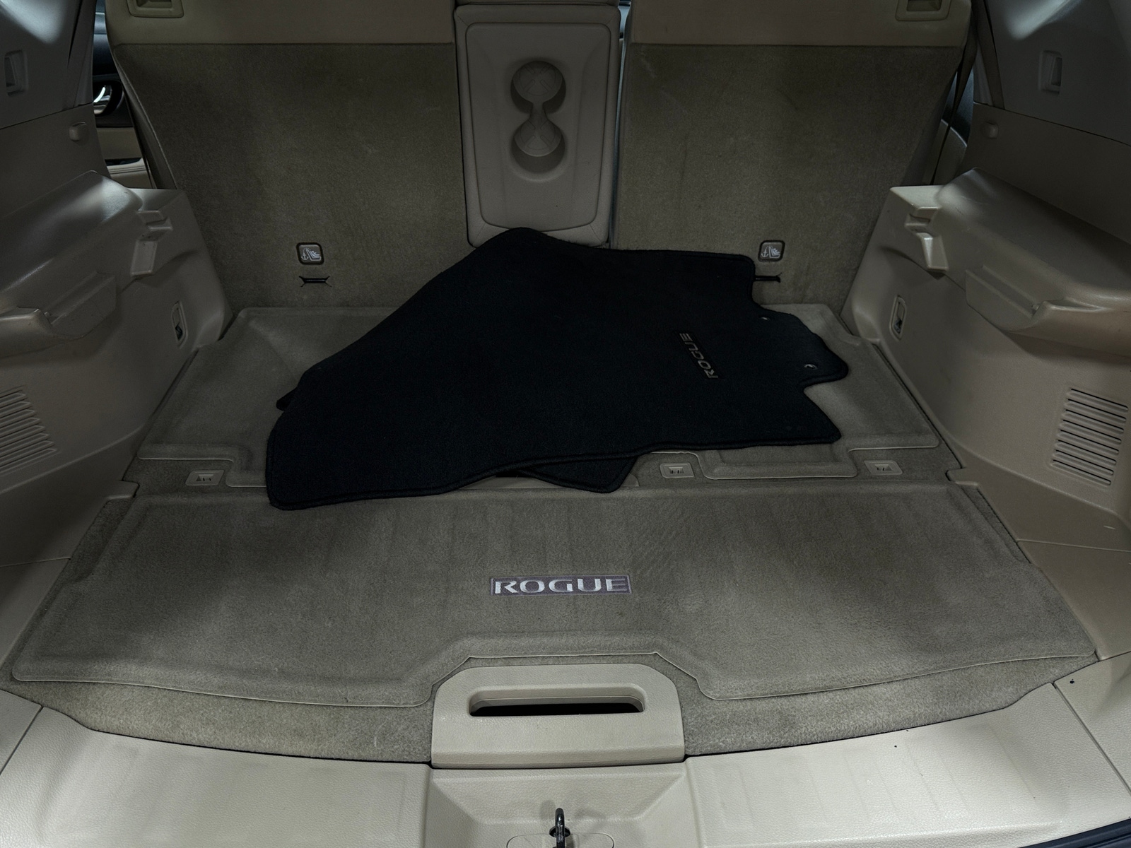 Thumbnail: 2015 Nissan Rogue - 7