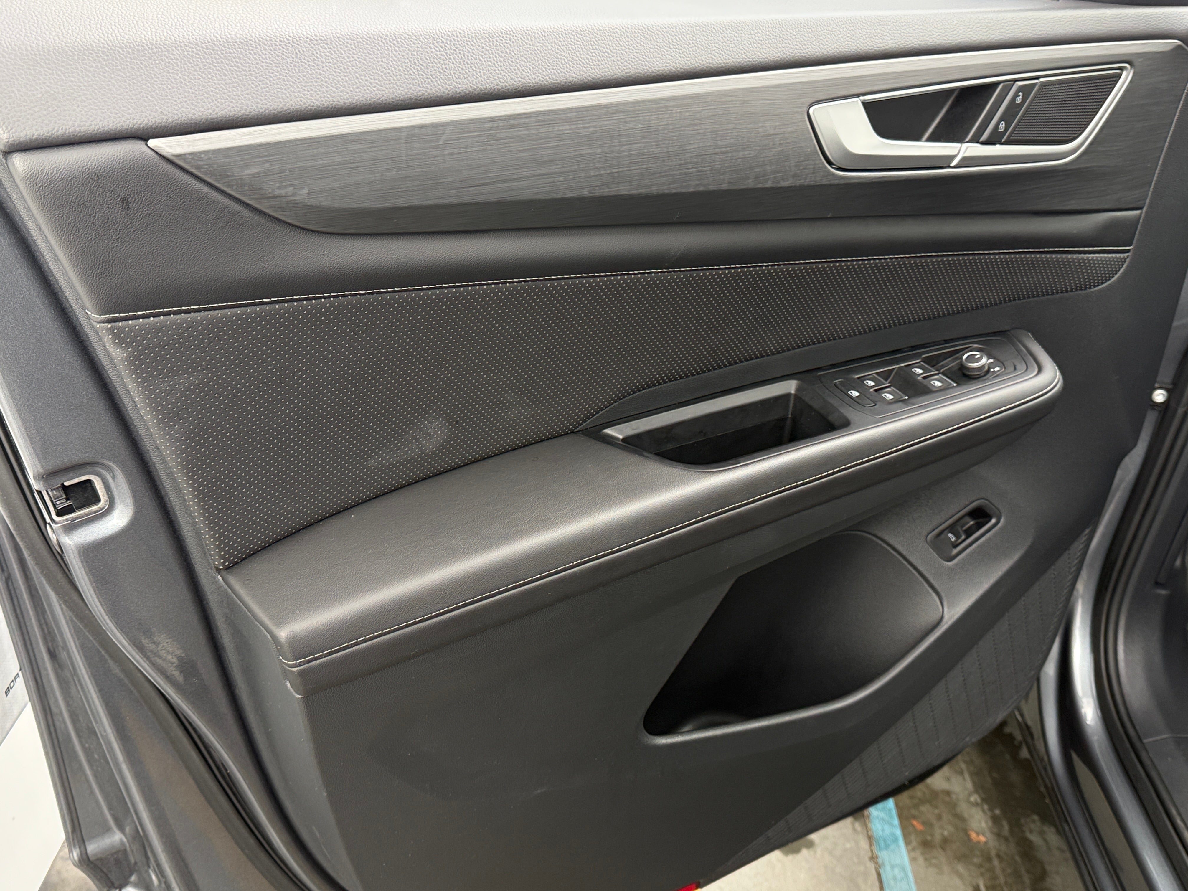 2025 Volkswagen Atlas Cross Sport