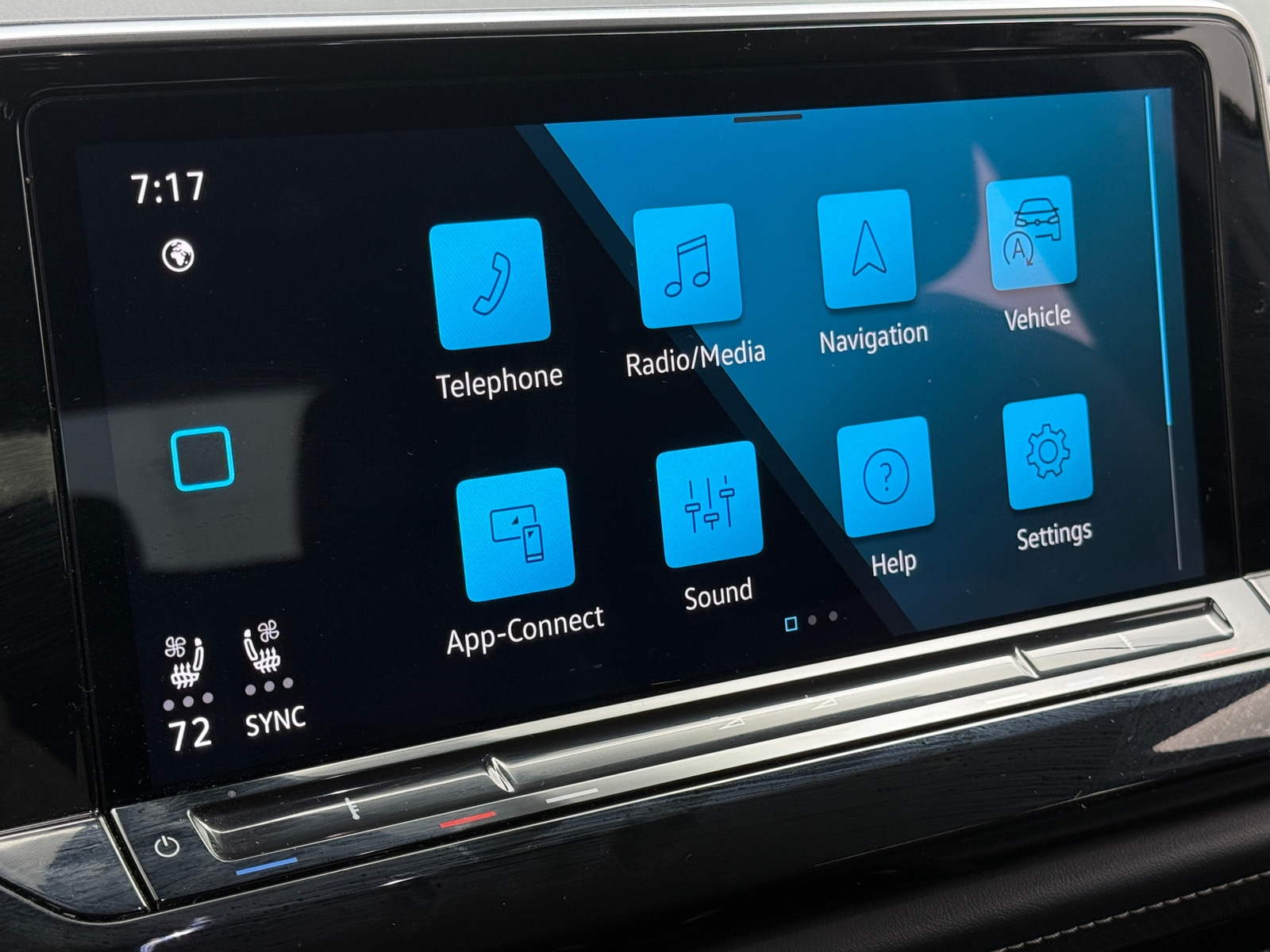 Thumbnail: 2025 Volkswagen Atlas - 3