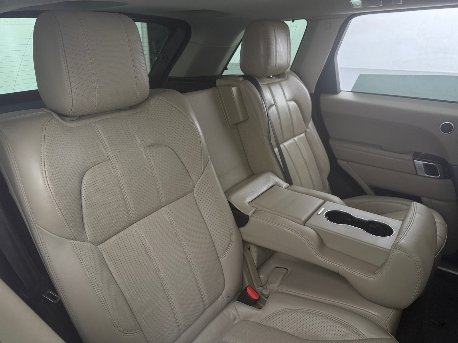 Thumbnail: 2017 Land Rover Range Rover Sport - 5