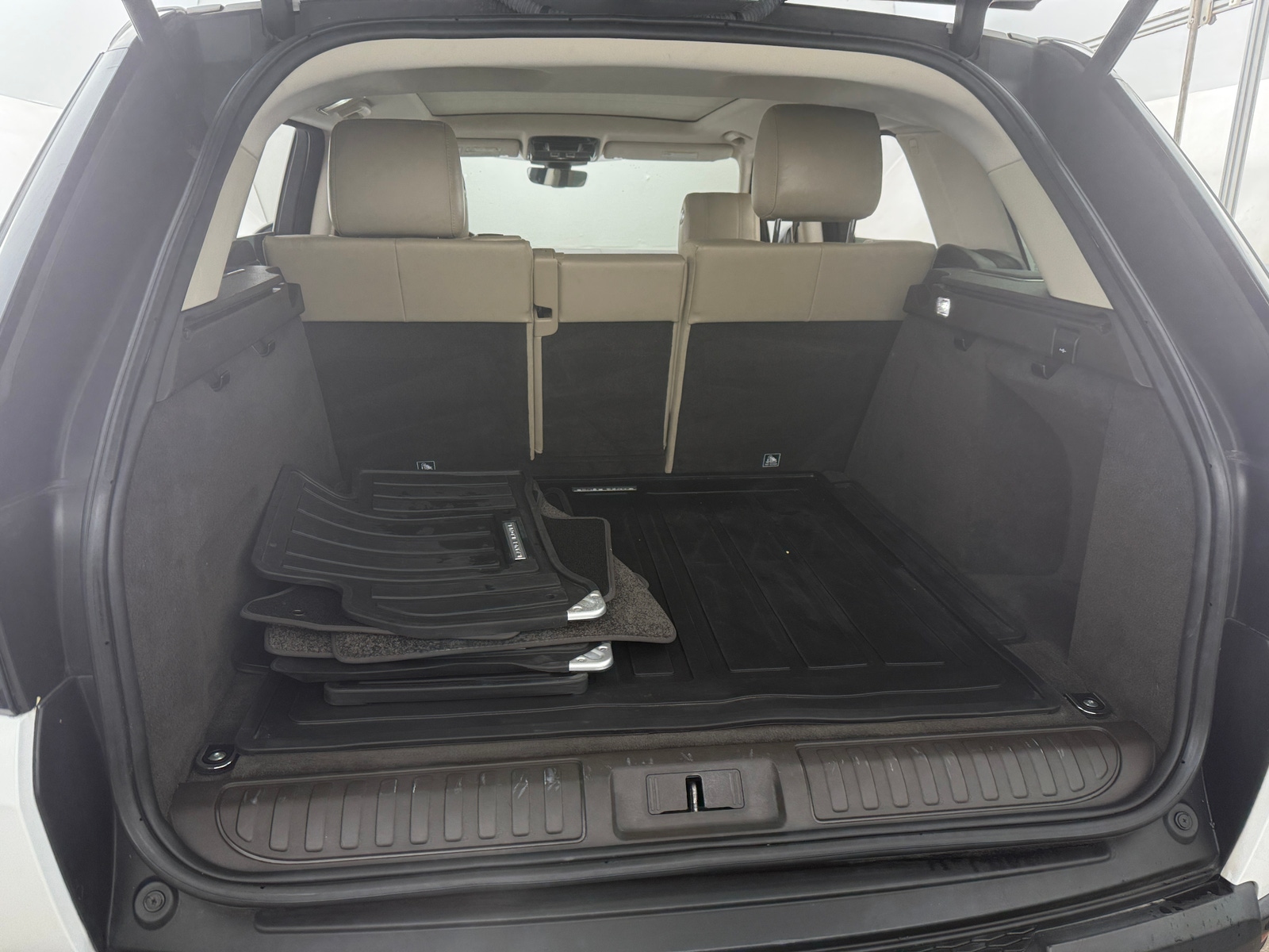 Thumbnail: 2017 Land Rover Range Rover Sport - 6