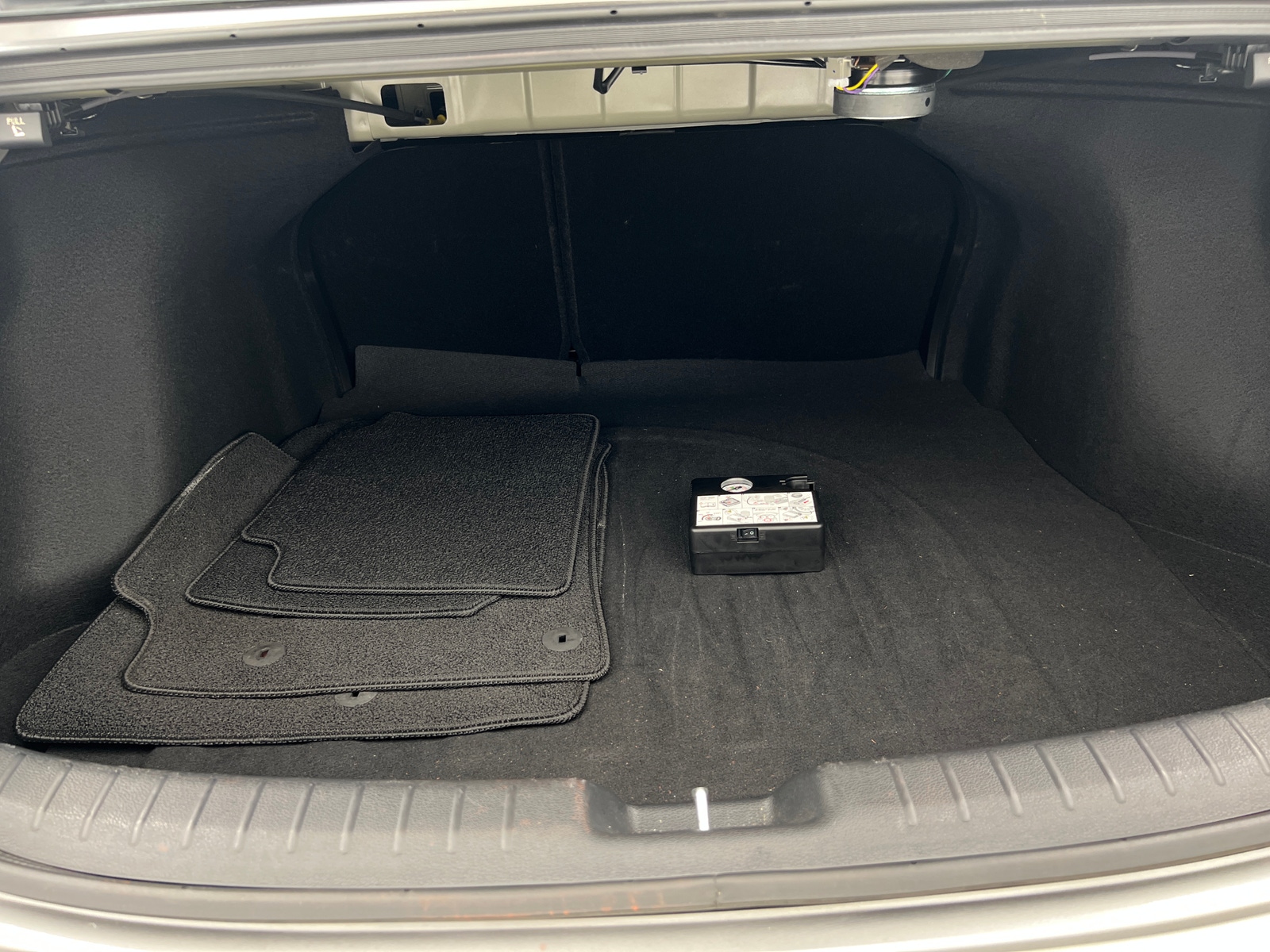 Thumbnail: 2023 Kia Forte - 7