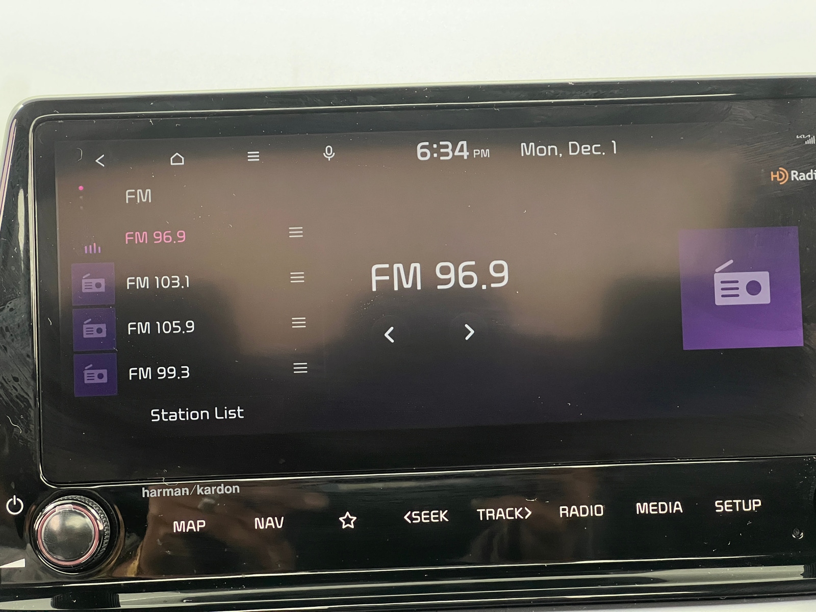 Thumbnail: 2023 Kia Forte - 4