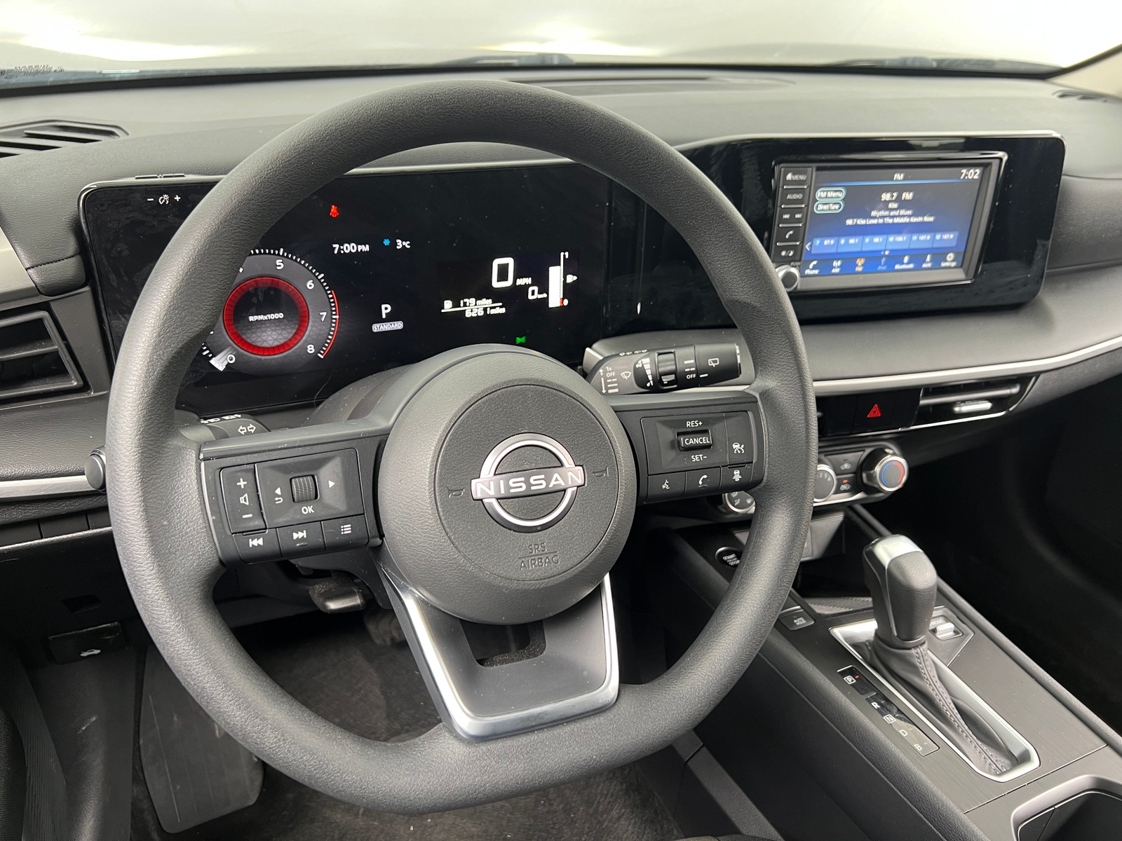 Thumbnail: 2025 Nissan Kicks - 5