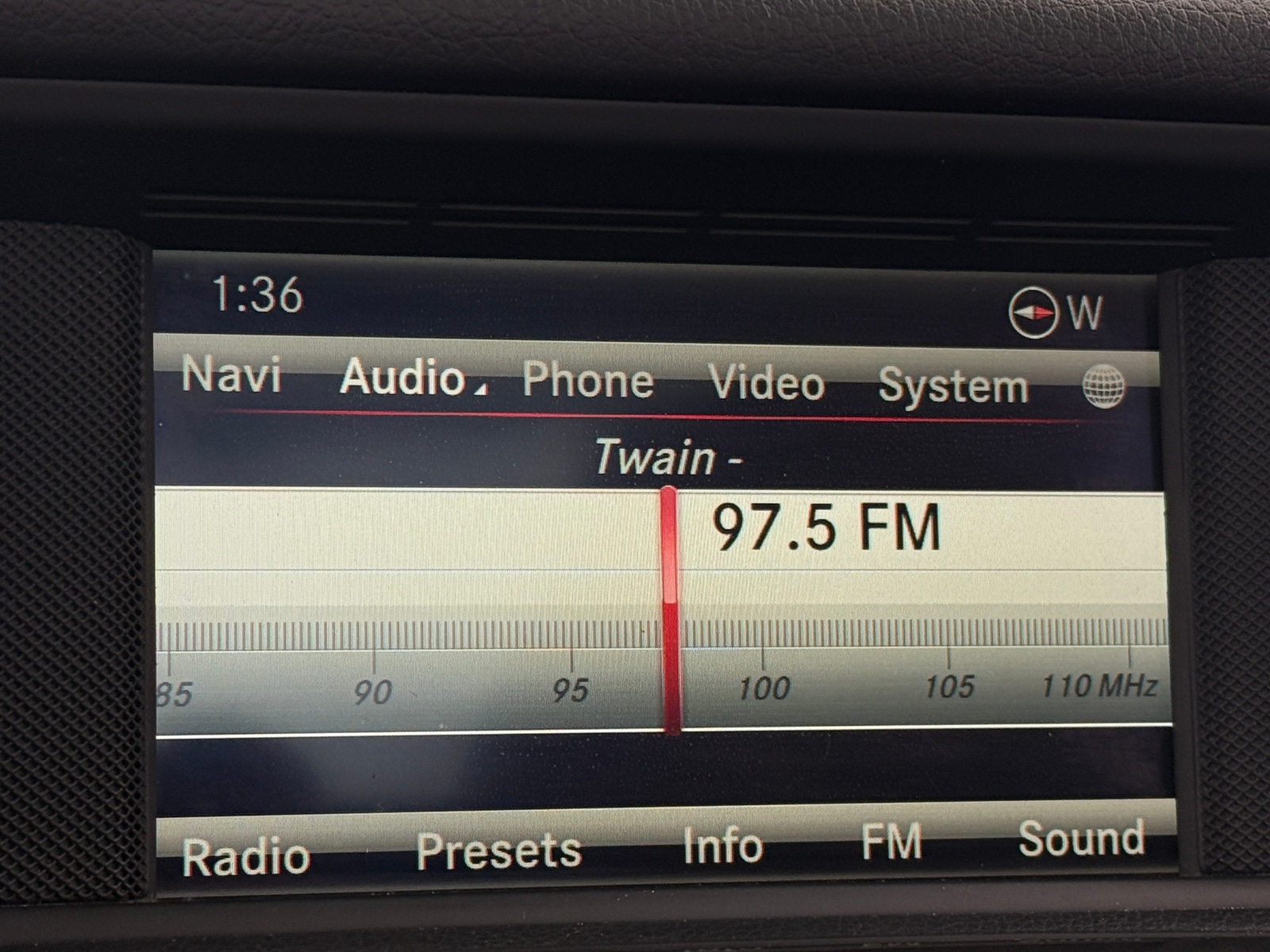 Thumbnail: 2014 Mercedes-Benz SLK - 2