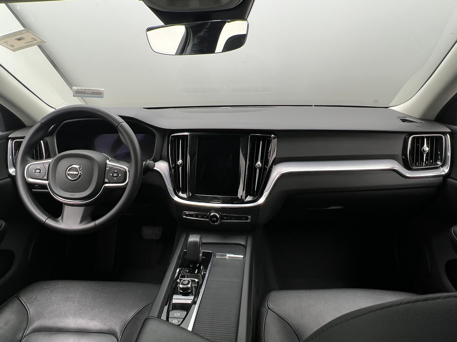 Thumbnail: 2024 Volvo S60 - 2