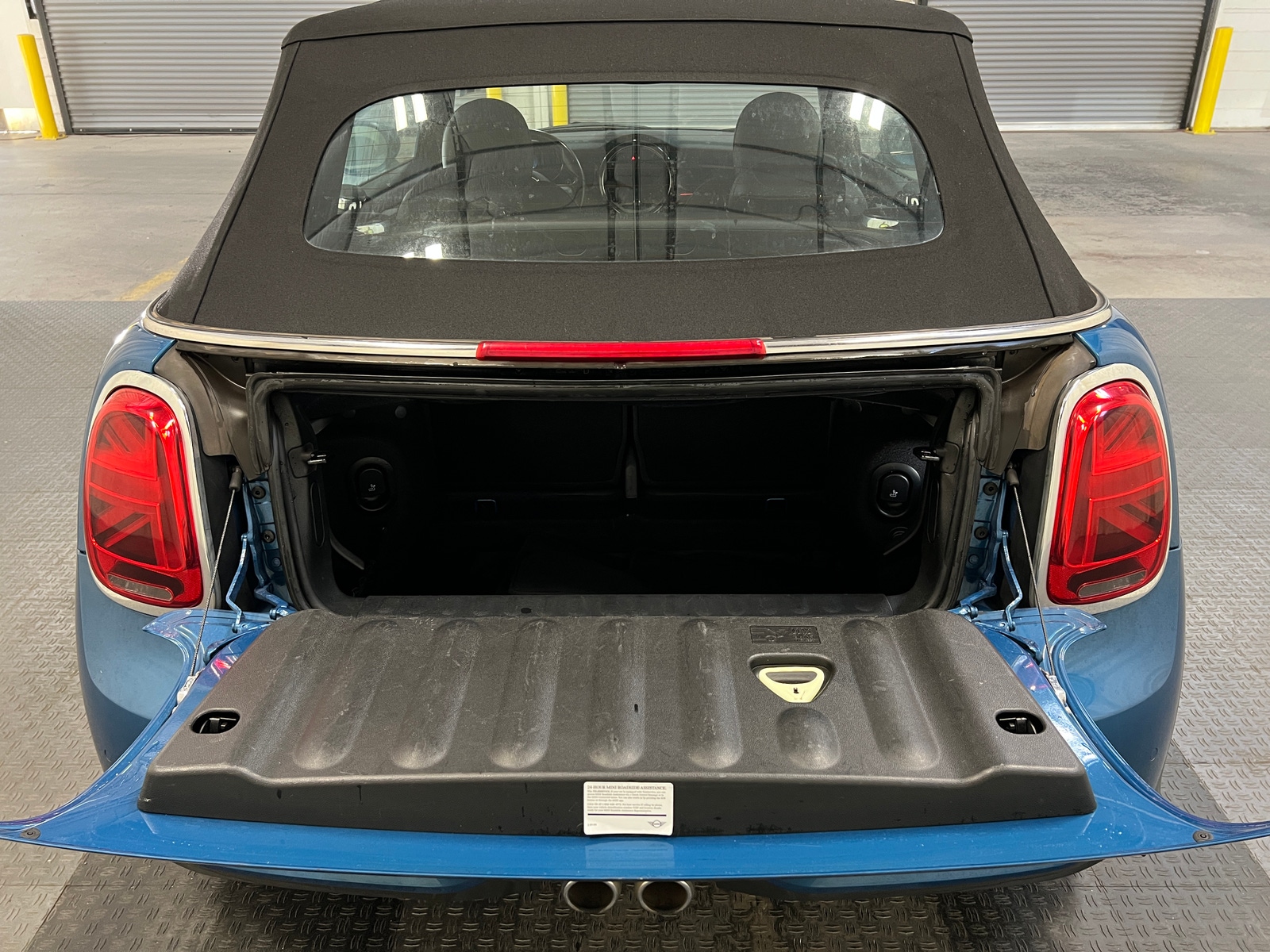 Thumbnail: 2024 MINI Cooper Convertible - 6