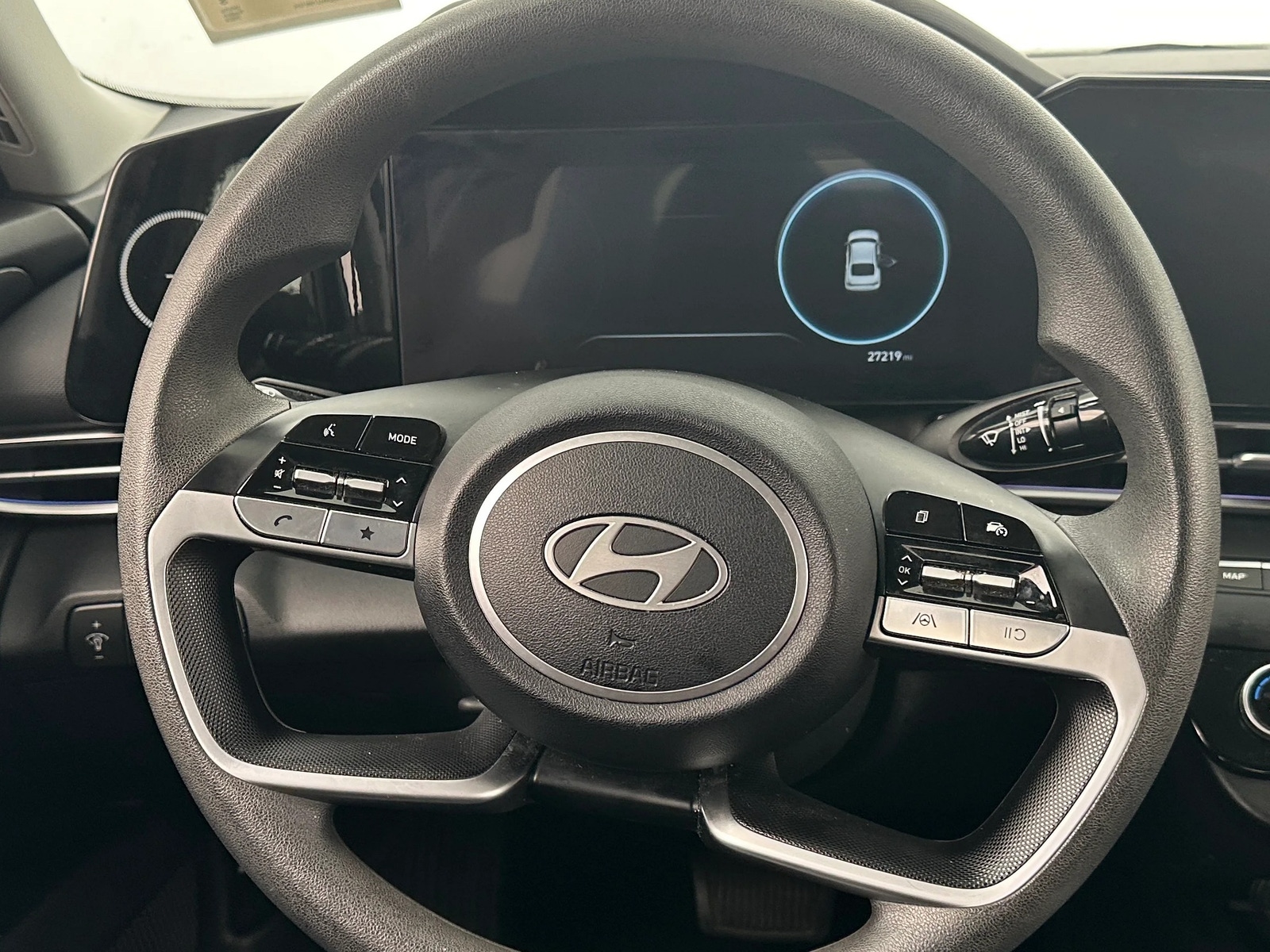 Thumbnail: 2024 Hyundai Elantra - 5