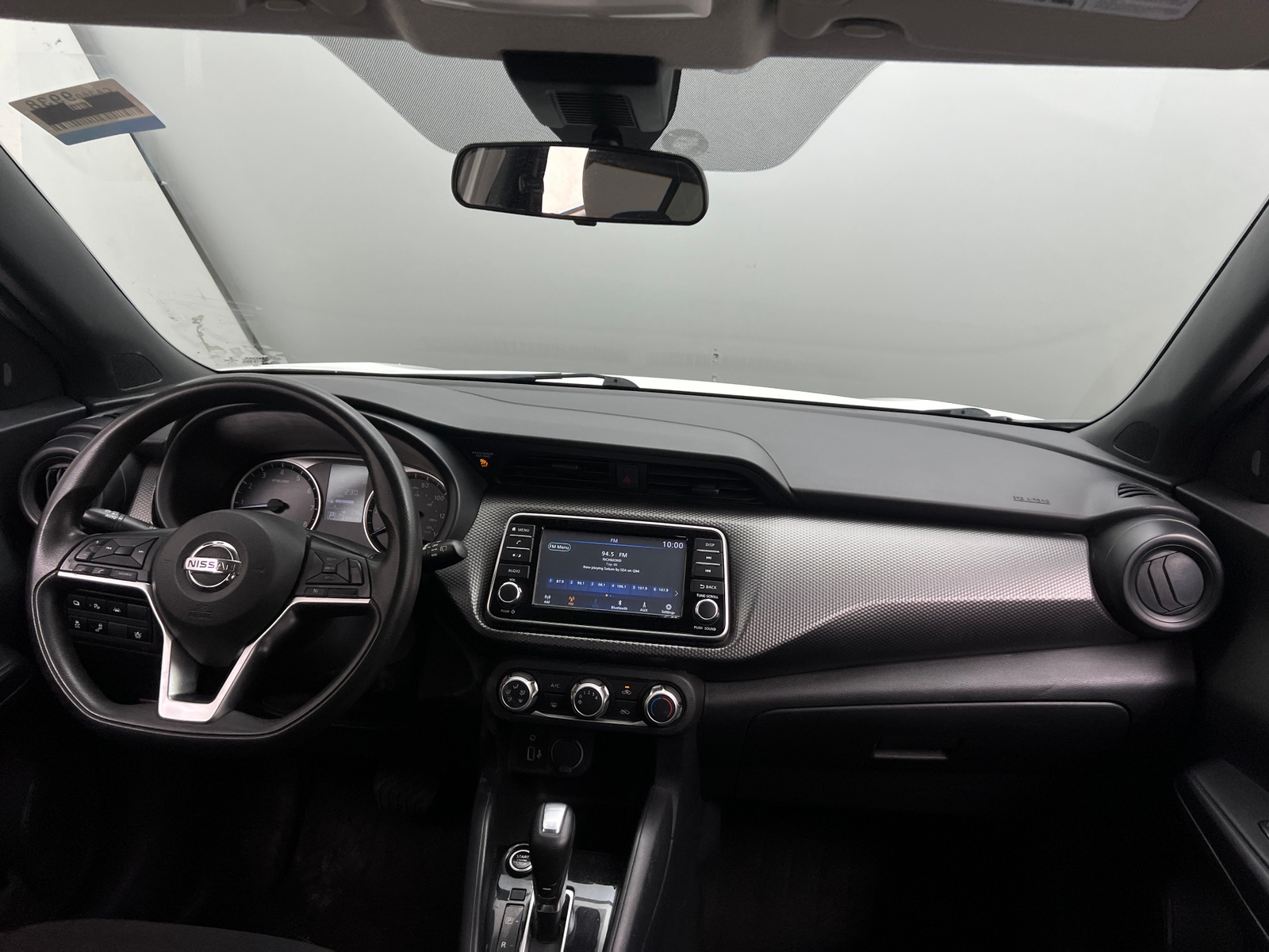 Thumbnail: 2020 Nissan Kicks - 3