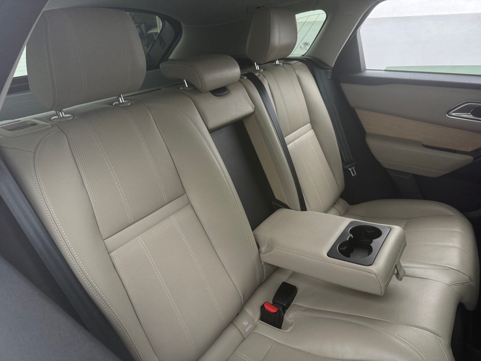 Thumbnail: 2020 Land Rover Range Rover Velar - 5