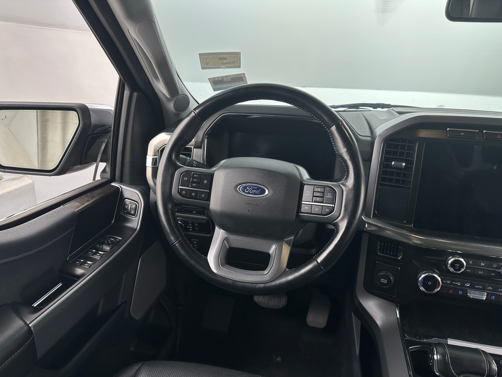 Thumbnail: 2023 Ford Econoline - 4